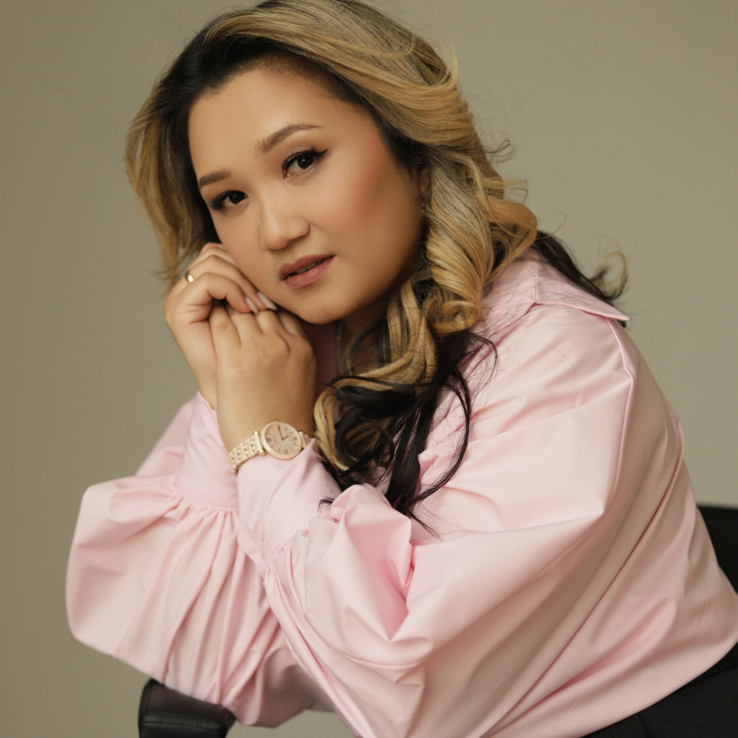 Контакты. Свадебный фотограф в Астрахани Саида Ивко