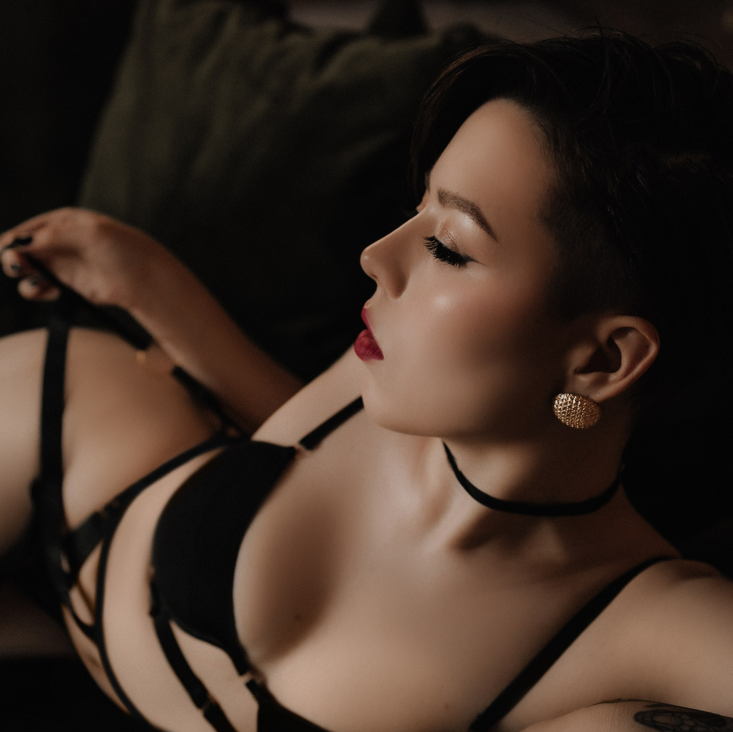 Отзывы об эротическом фотографе в Москве Анастасии Инвиш. Эротическая фотосессия в стилю ню в Москве — заказать ню фотосессию от 19 800 руб!