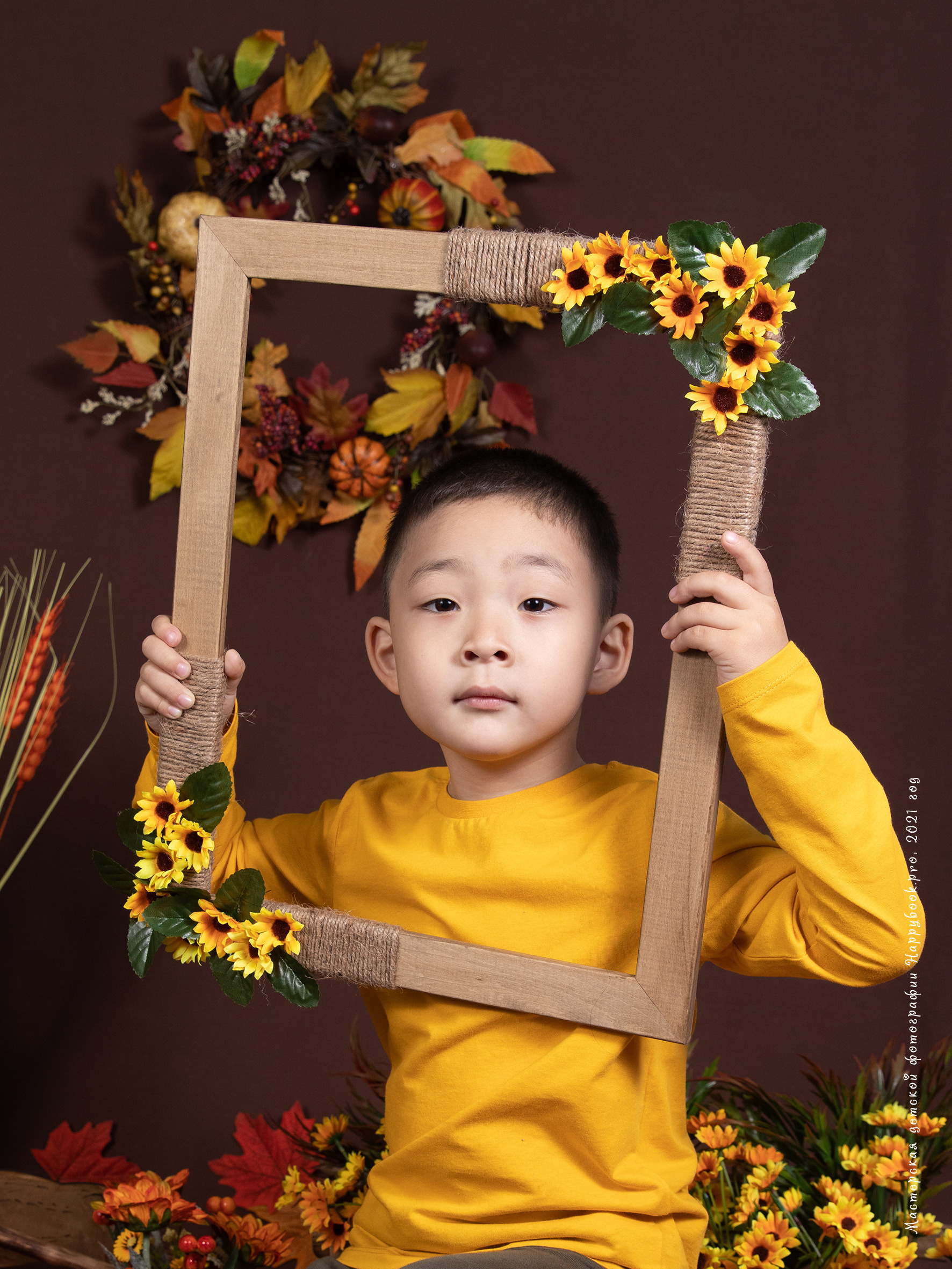 Краски осени. Детский фотограф в Алматы, виньетки, выпускной альбом Алматы