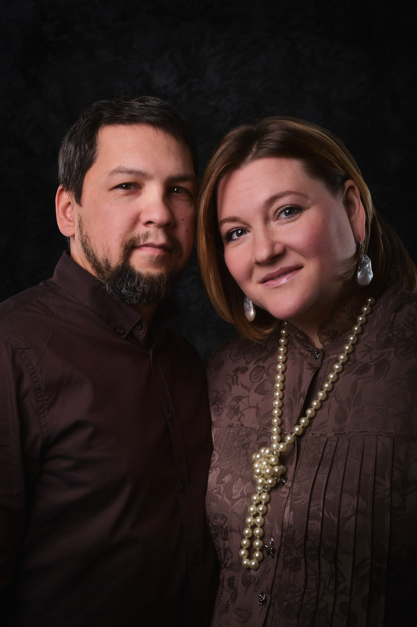 Фото на паспорт в Зеленограде. Портрет в деловом стиле. Семейный портрет.  Бизнес портрет. Фото на документы. Фото на документы в Зеленограде. Фото на паспорт. Портретная фотостудия ЛукБук. Деловой портрет. Семейный портрет. Предметная фотосъемка