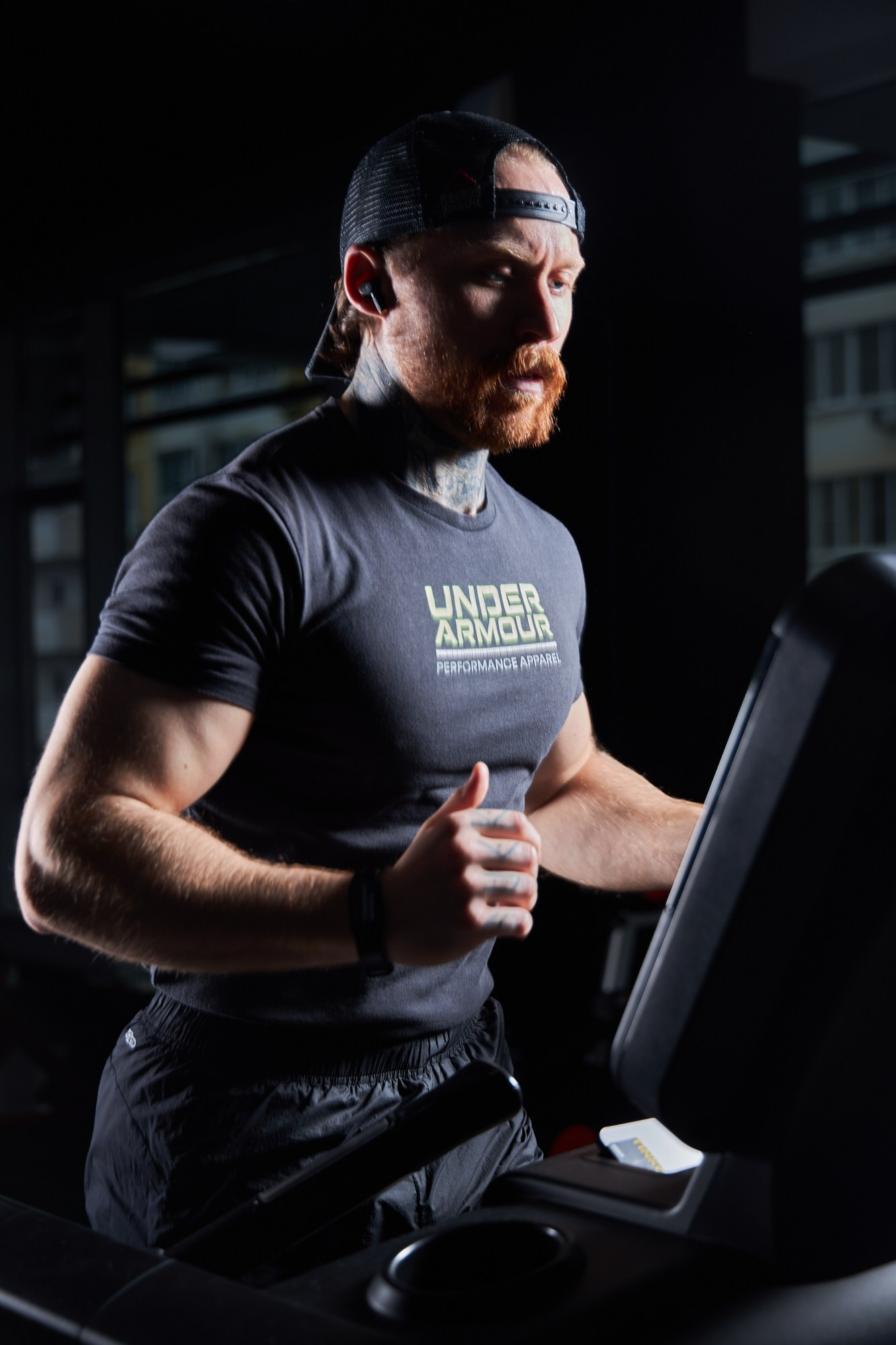 Контакты. Тренер по фитнесу в Краснодаре Никита Обвинцев