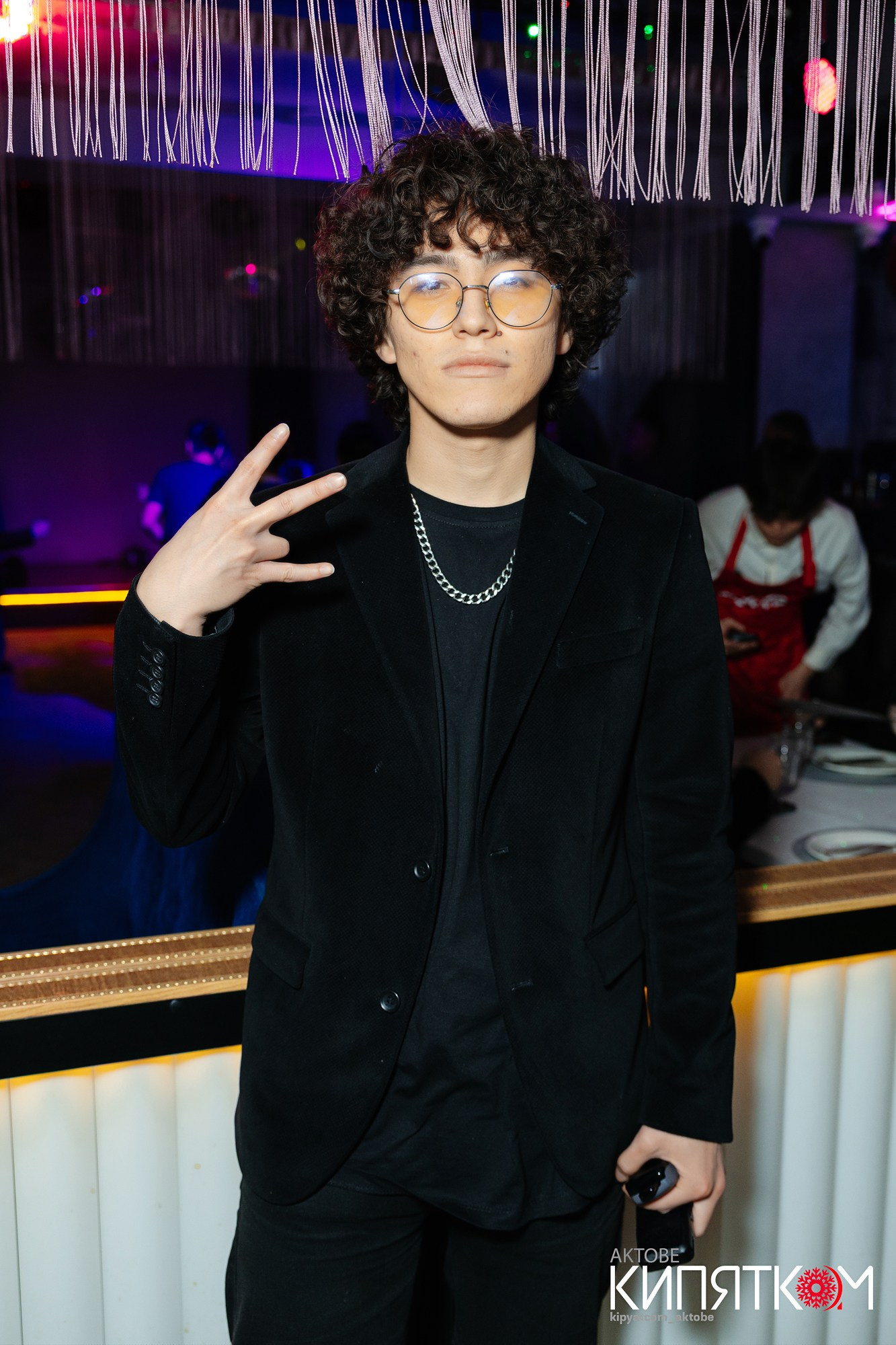 ELIXIR (Bar, Karaoke). Актобе Кипятком