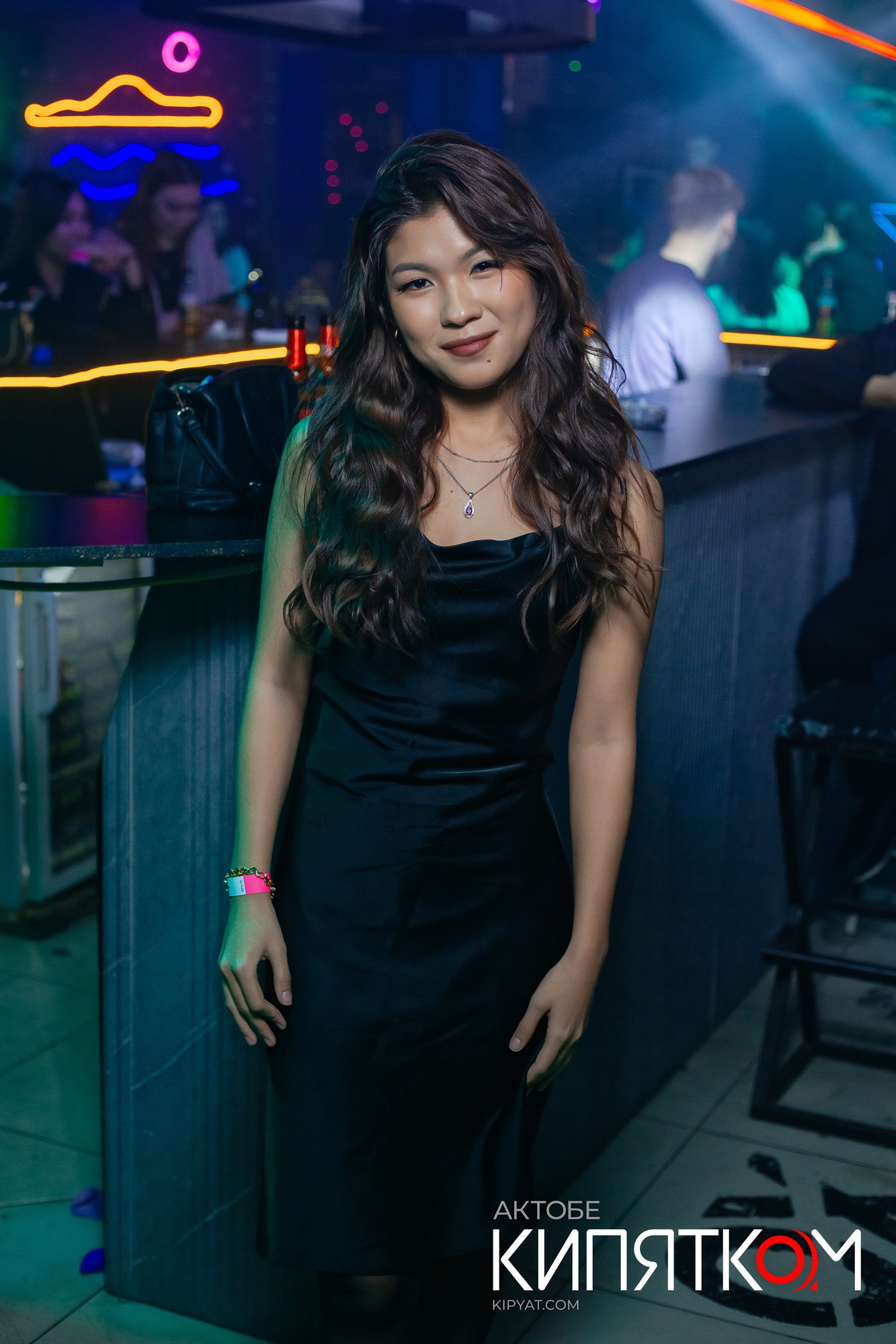 XO NIGHT BAR. Актобе Кипятком