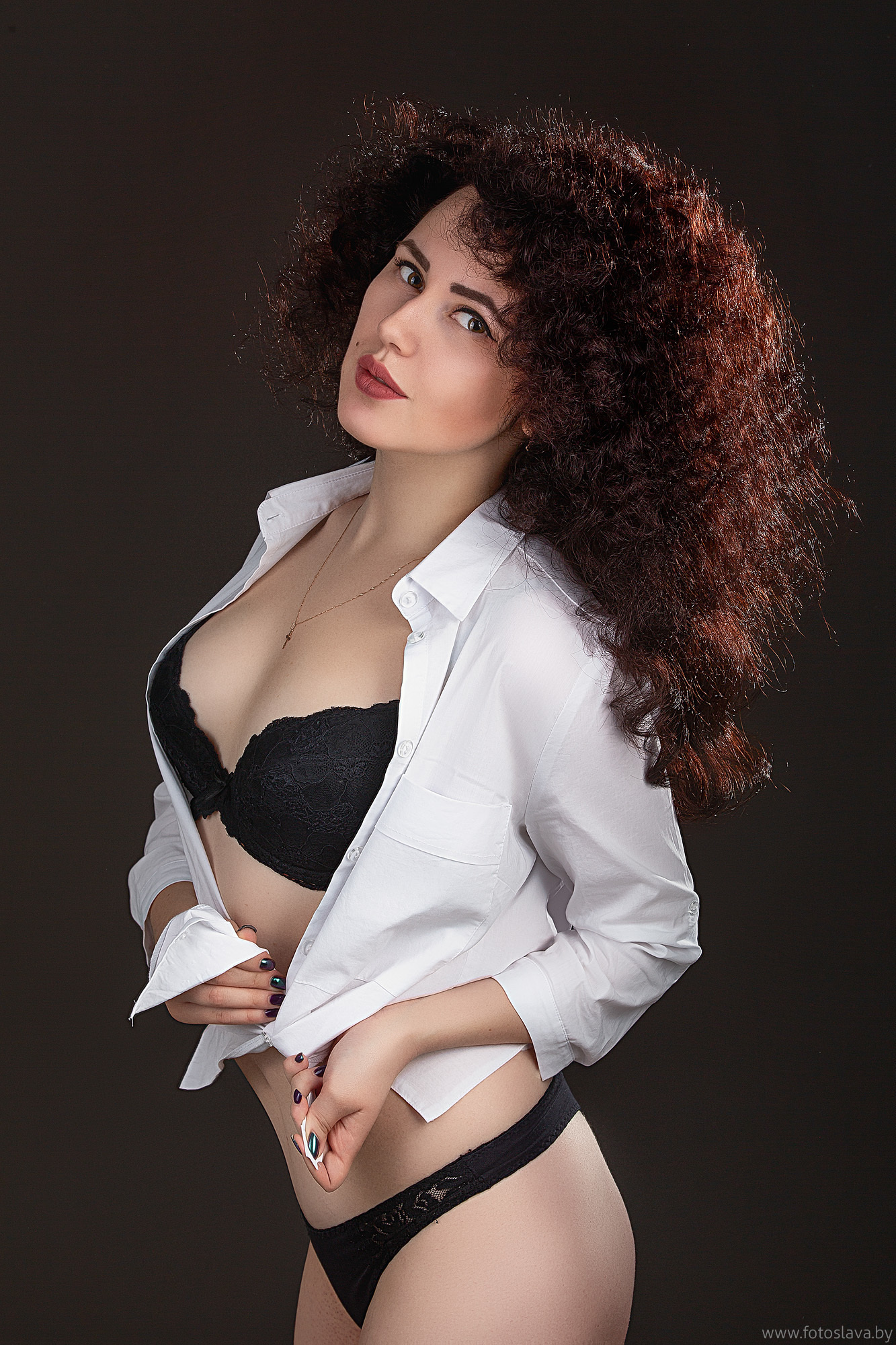 Индивидуальные фотосессии девушек в студии. Свадебный фотограф в Барановичах Вячеслав Шах-Гусейнов, фотошкола