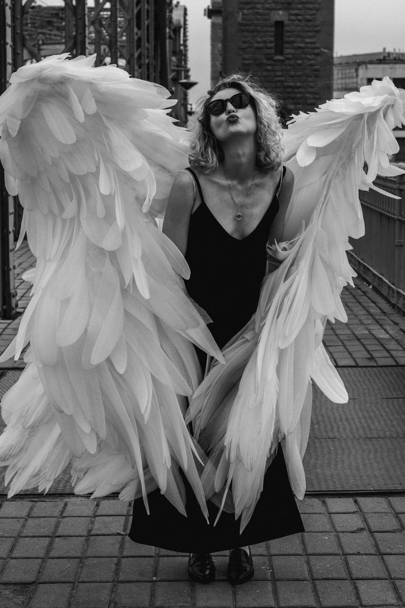 Прогулки с крыльями ангела в Петербурге. Фотограф Анастасия Броварник в Санкт-Петербурге