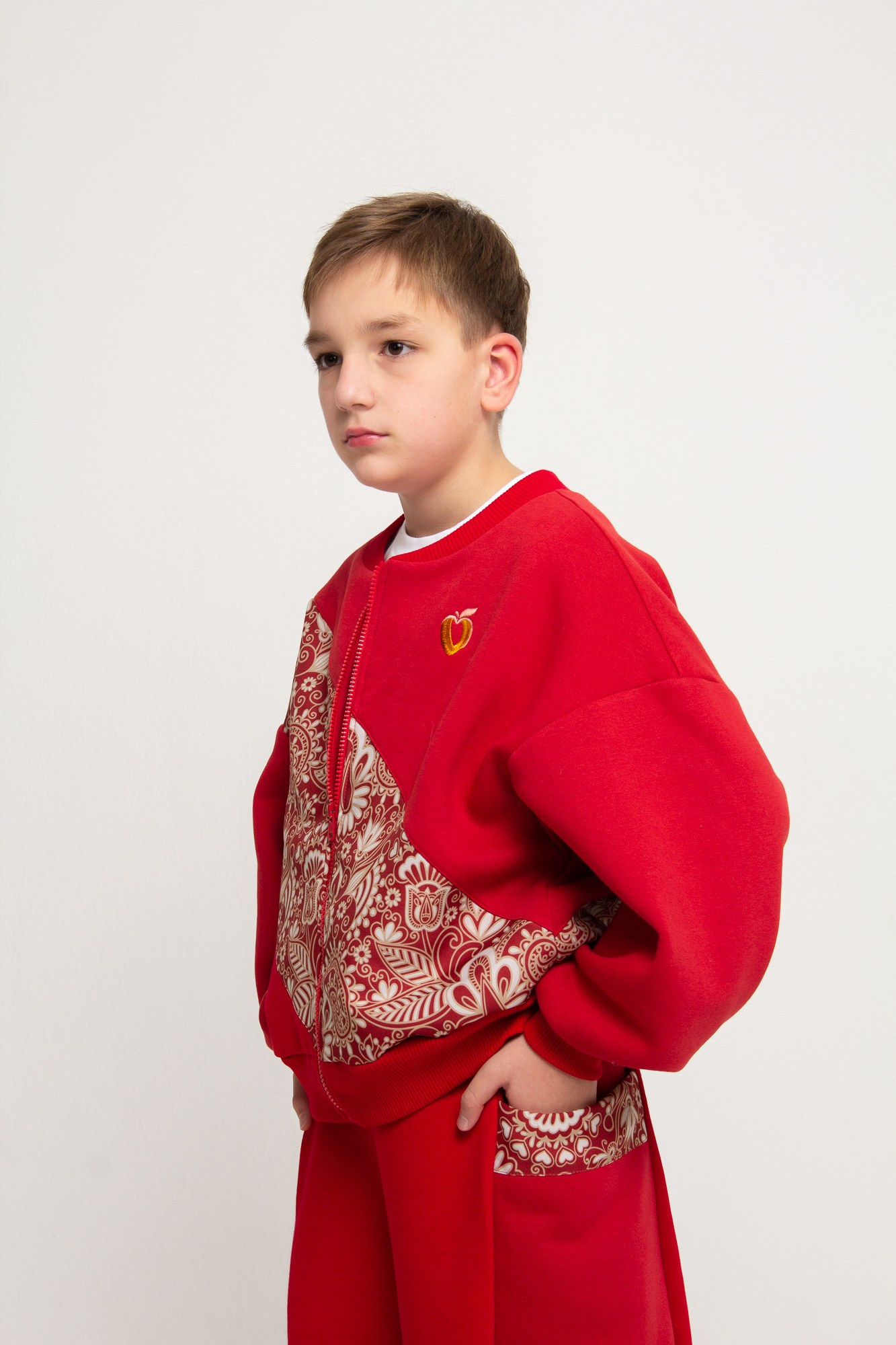 Одежда. Золотое яблочко