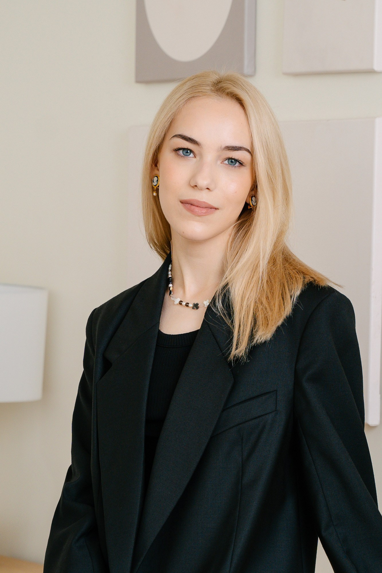 Деловая фотосессия в студии в Москве