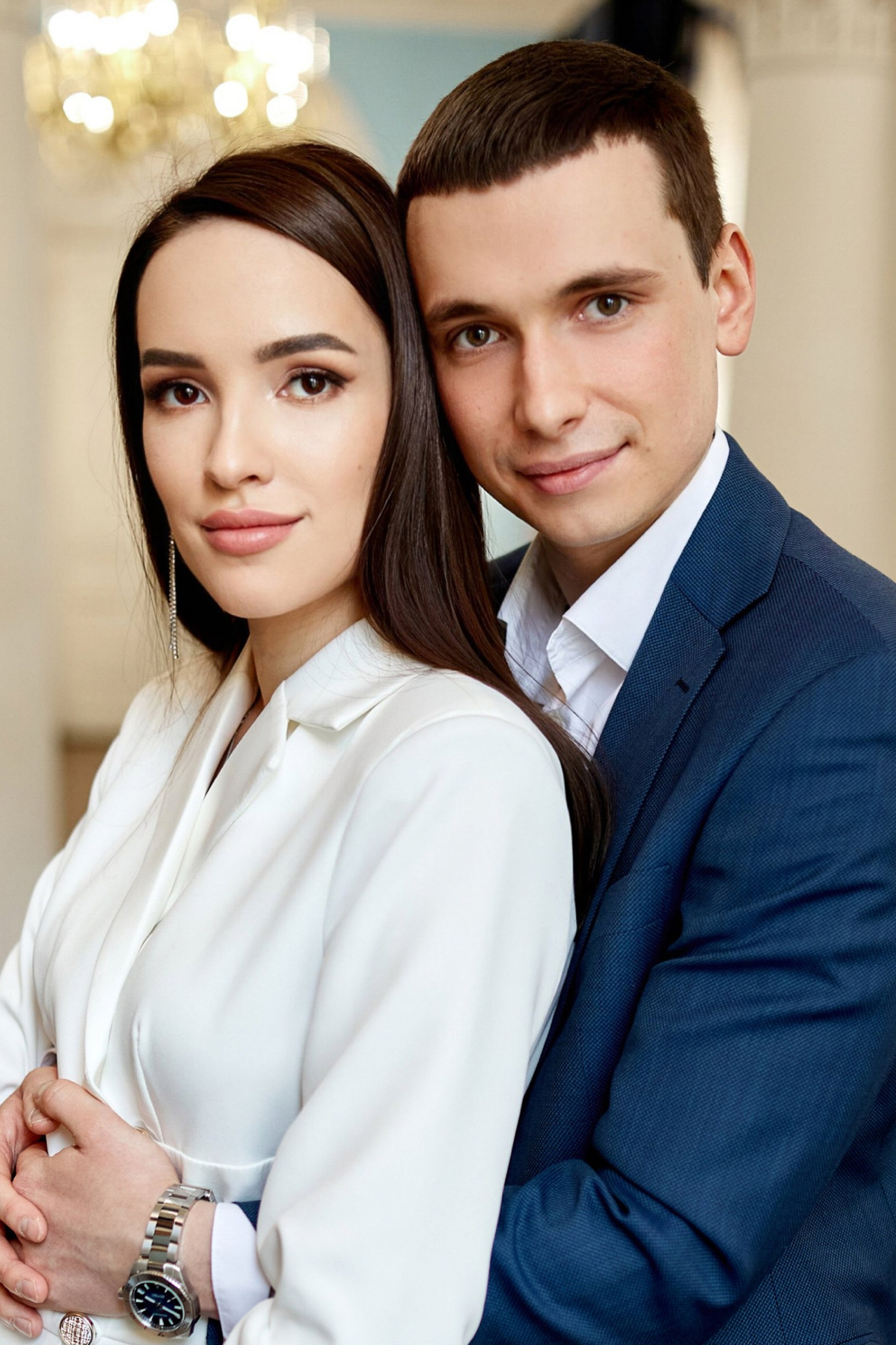 Фотограф в ЗАГС проводит фотосессию для Евгений и Анны в Москве – фотосъёмка пары перед росписью