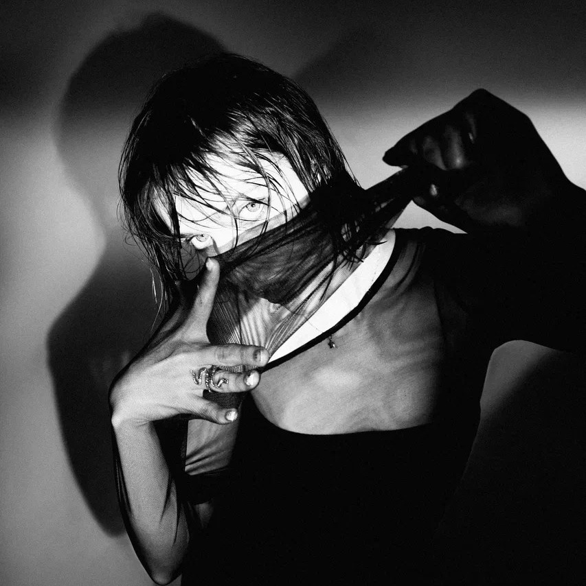 Контакты. Фотограф Екатерина Крючкова