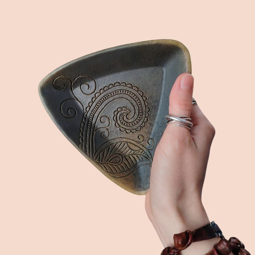 плейт. тарелка для подачи. для ключей. для украшений