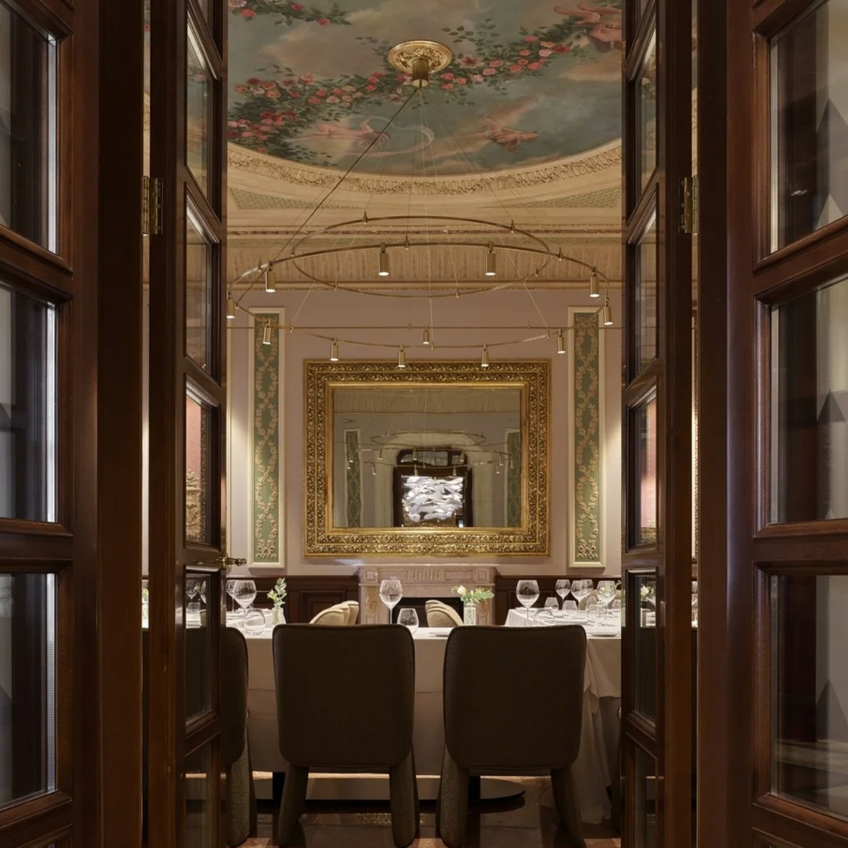 Рестораны для камерных свадеб в Москве. Свадебный фотограф в Москве