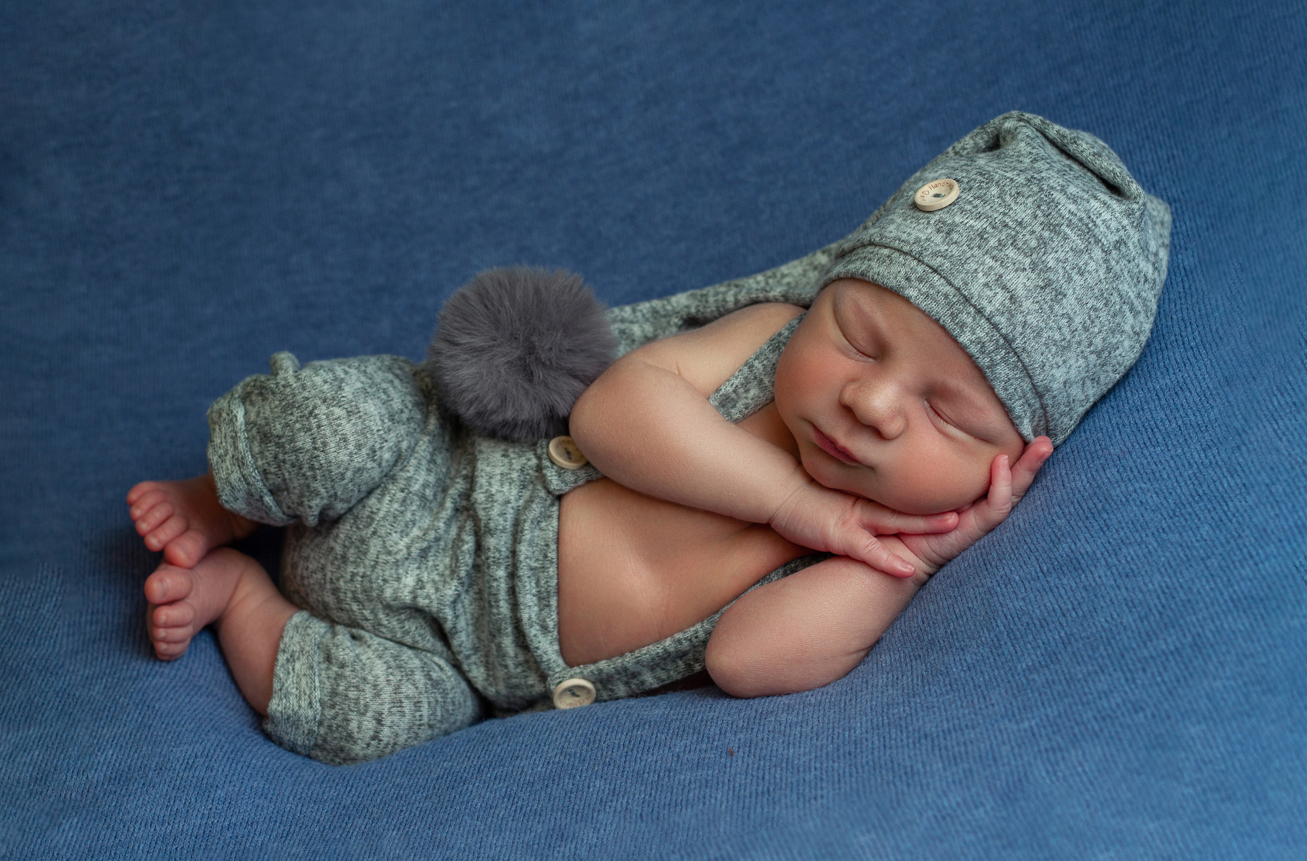 Фотограф новорожденных в городе Санкт-Петербург