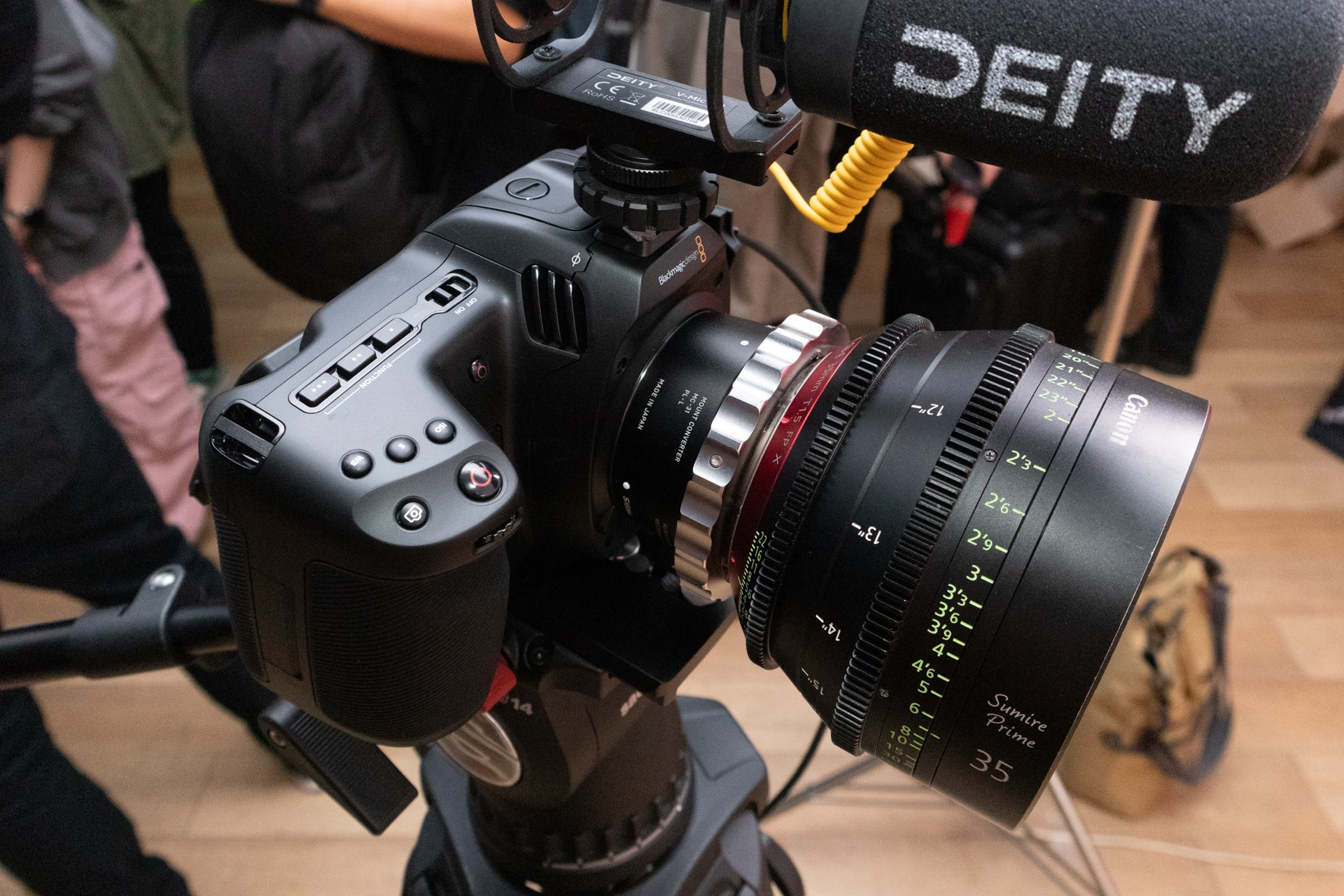 Полноразмерная кинокамера Blackmagic Cinema Camera 6K. Фотограф — видеограф в Москве Дмитрий Менделеев