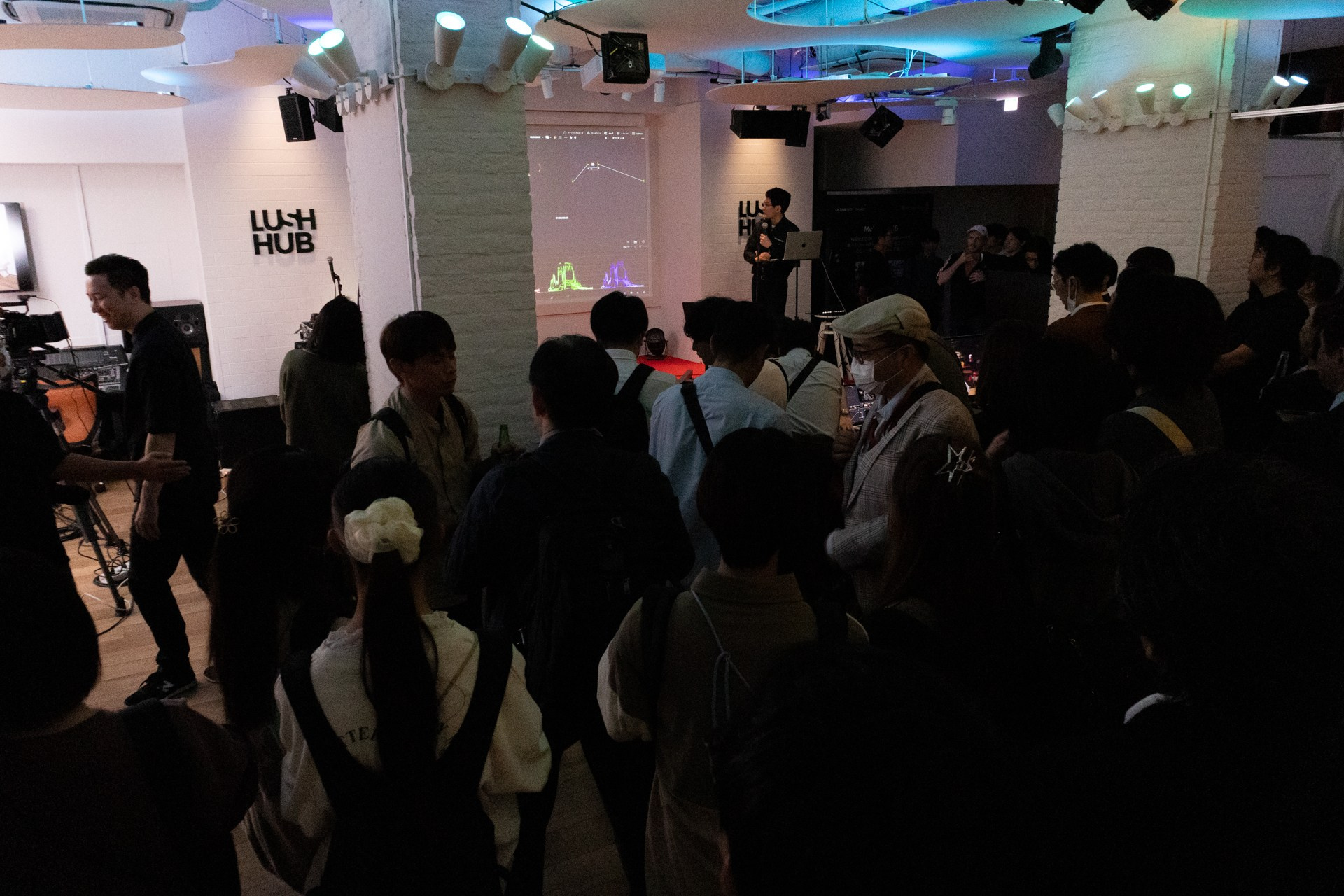 Полноразмерная кинокамера Blackmagic Cinema Camera 6K. Фотограф — видеограф в Москве Дмитрий Менделеев