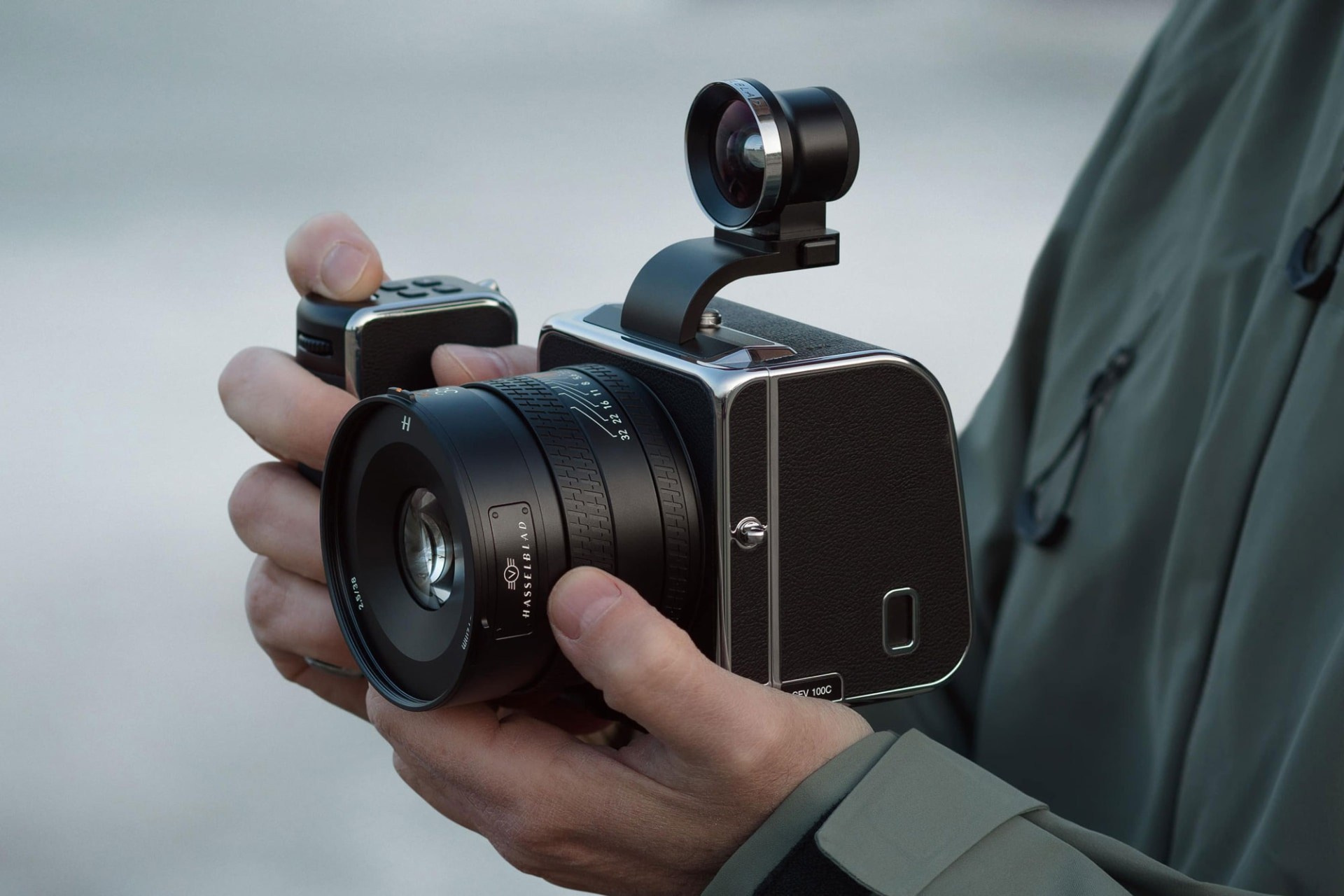 Hasselblad, модульная беззеркальная камера среднего формата. Фотограф — видеограф в Москве Дмитрий Менделеев