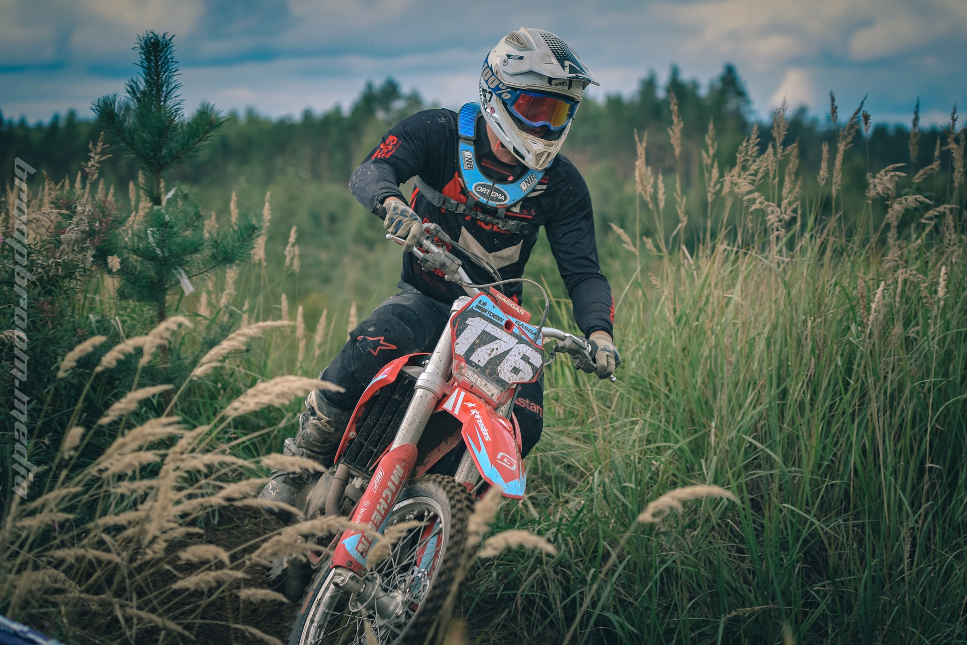 CountryCross. BraapBroom Media Group