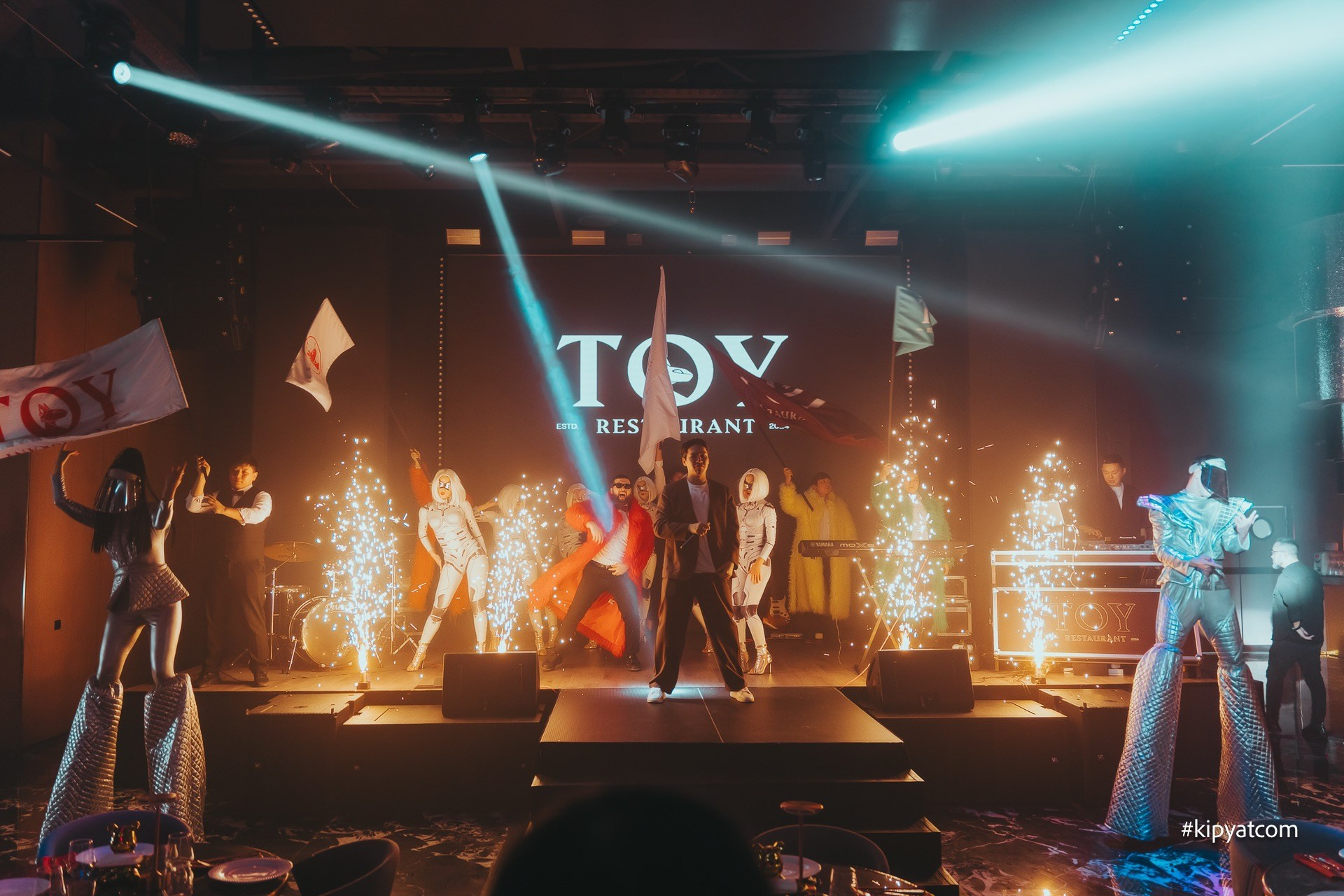 TOY. Астана Кипятком