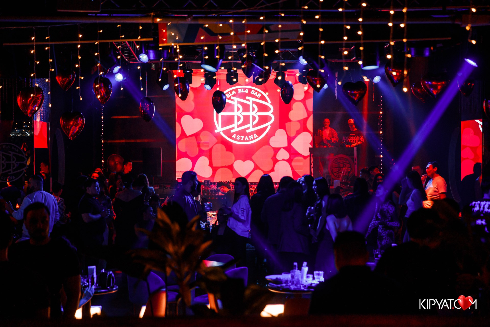 Bla Bla Bar. Астана Кипятком