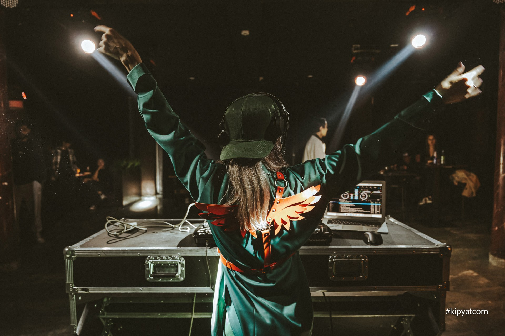 XS Ресто-бар. Астана Кипятком