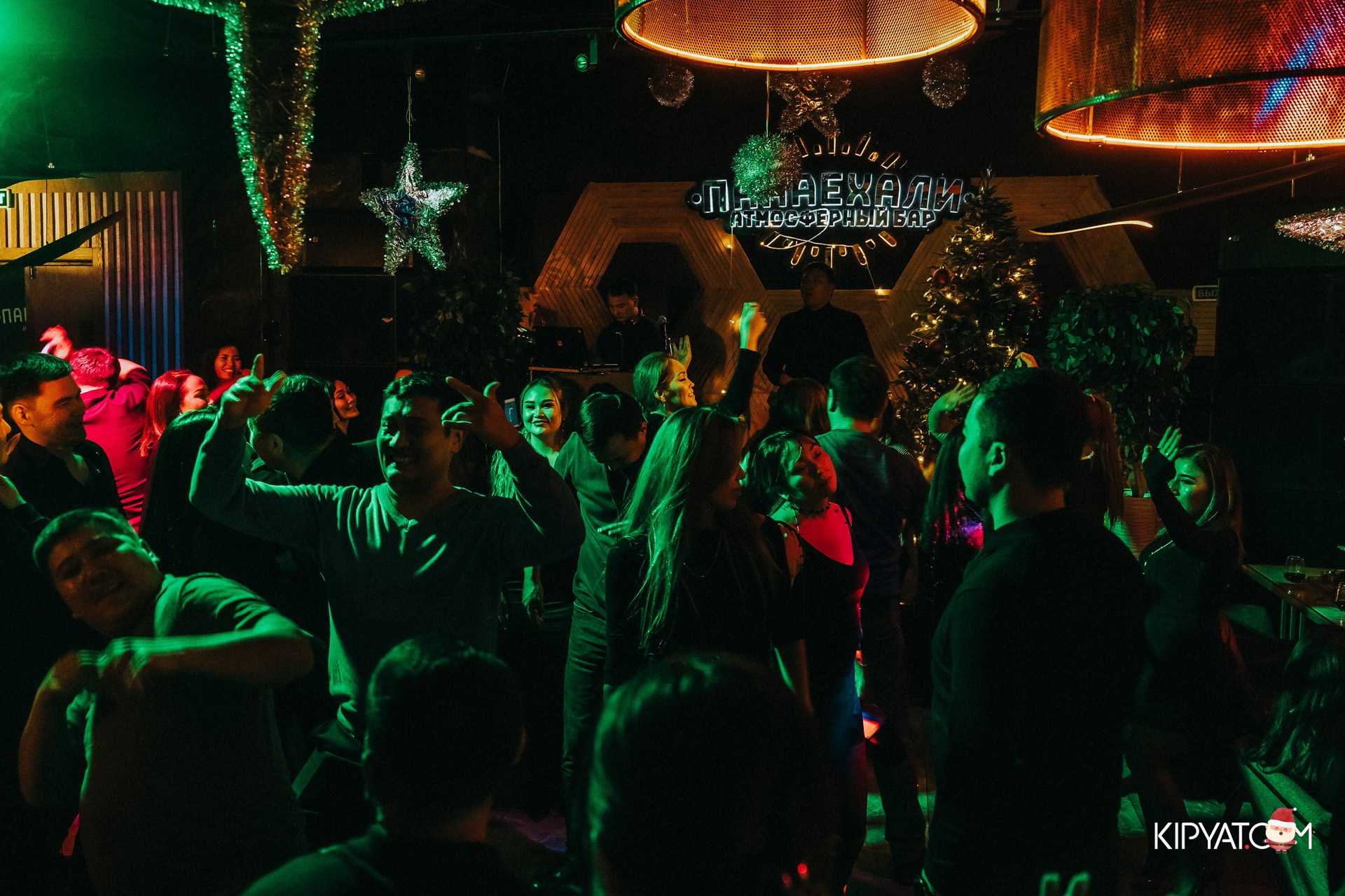 Панаехали бц Москва. Астана Кипятком