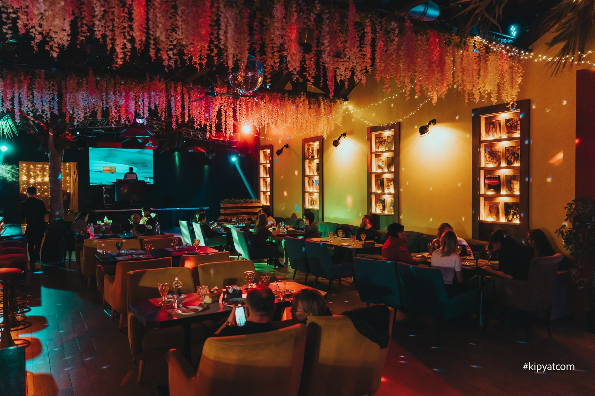 Casablanca. Астана Кипятком