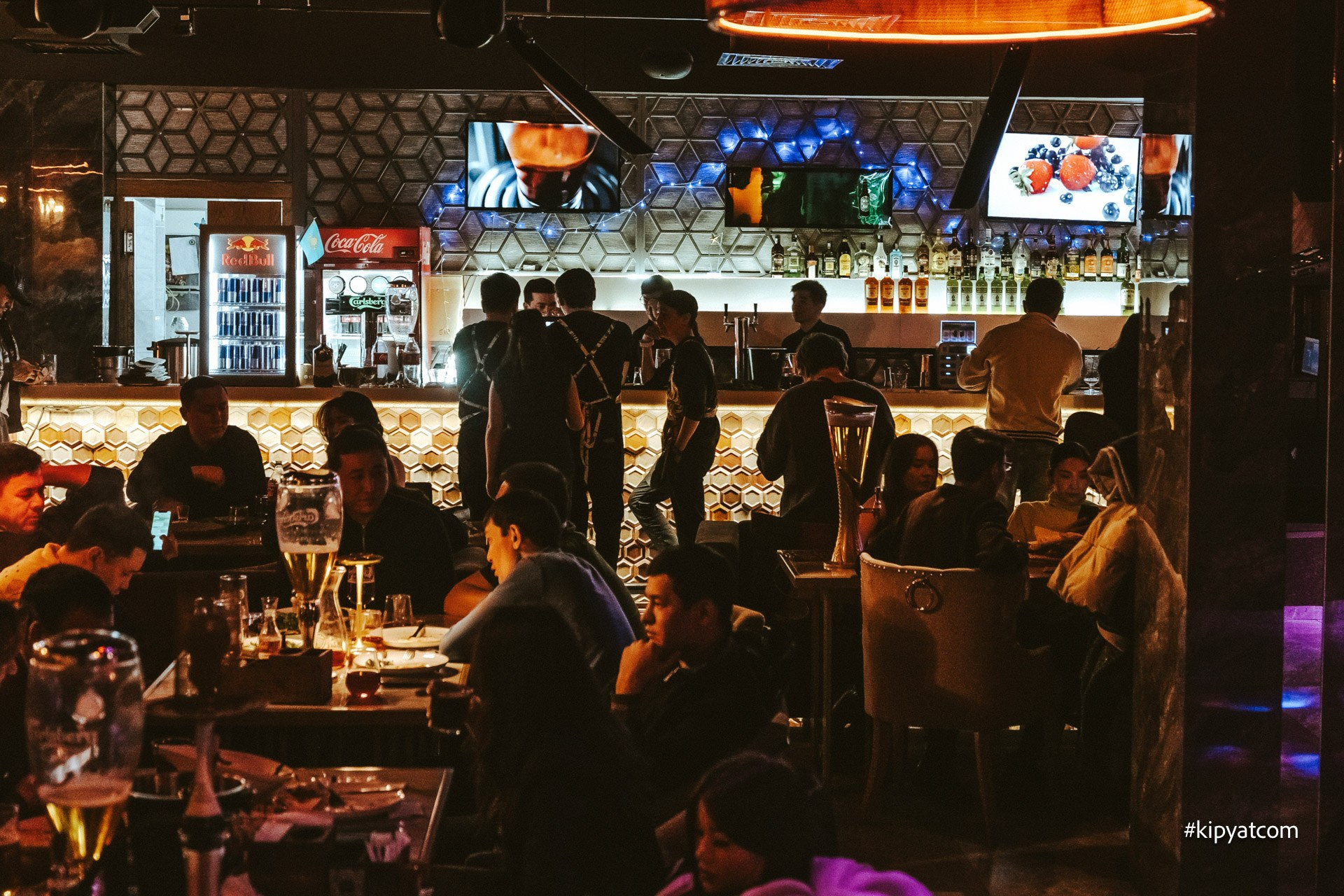 Панаехали бц Москва. Астана Кипятком