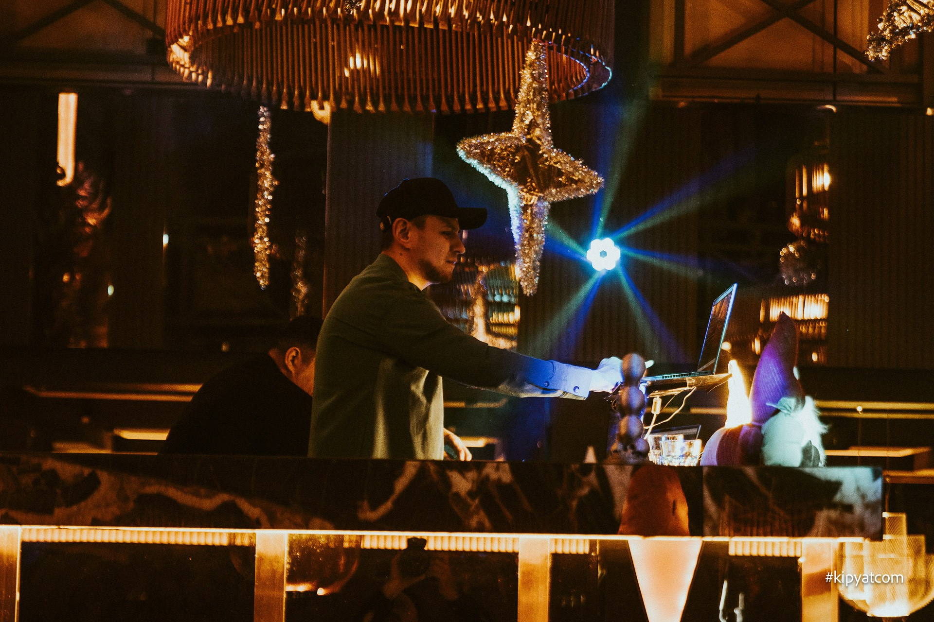 Панаехали на Туране. Астана Кипятком