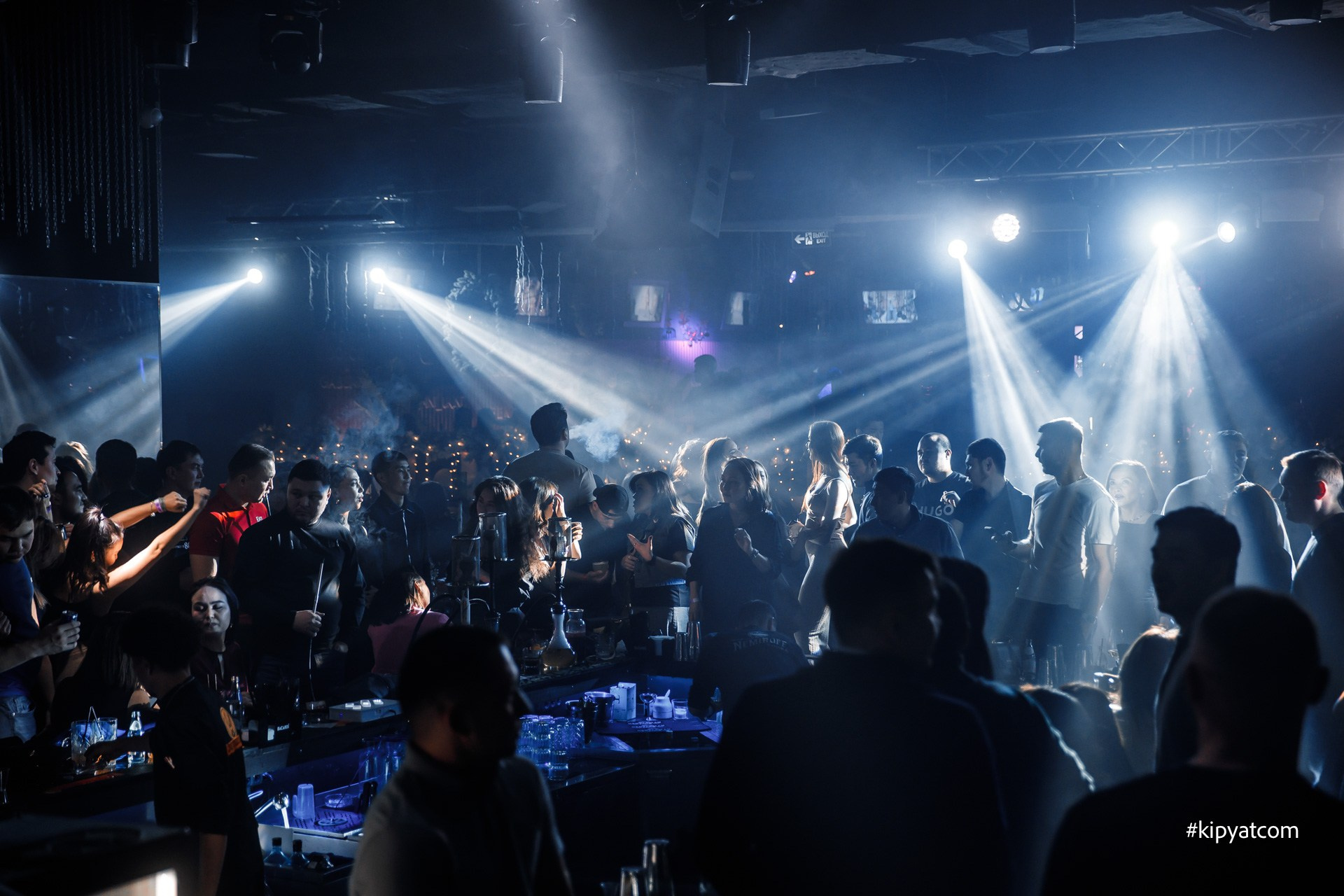 Bla Bla Bar. Астана Кипятком