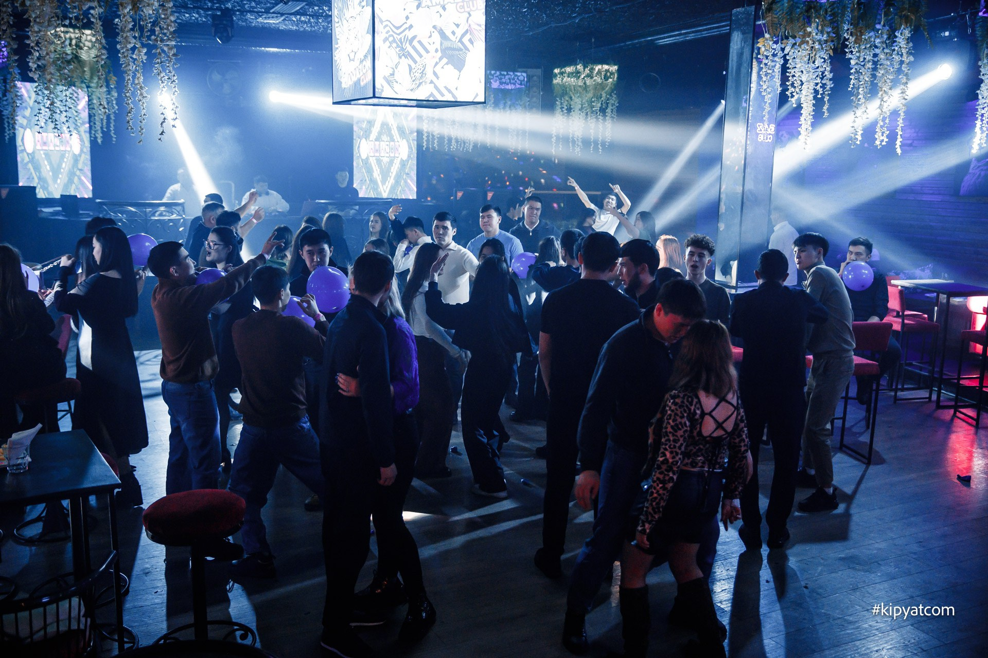 Amazon night club. Астана Кипятком