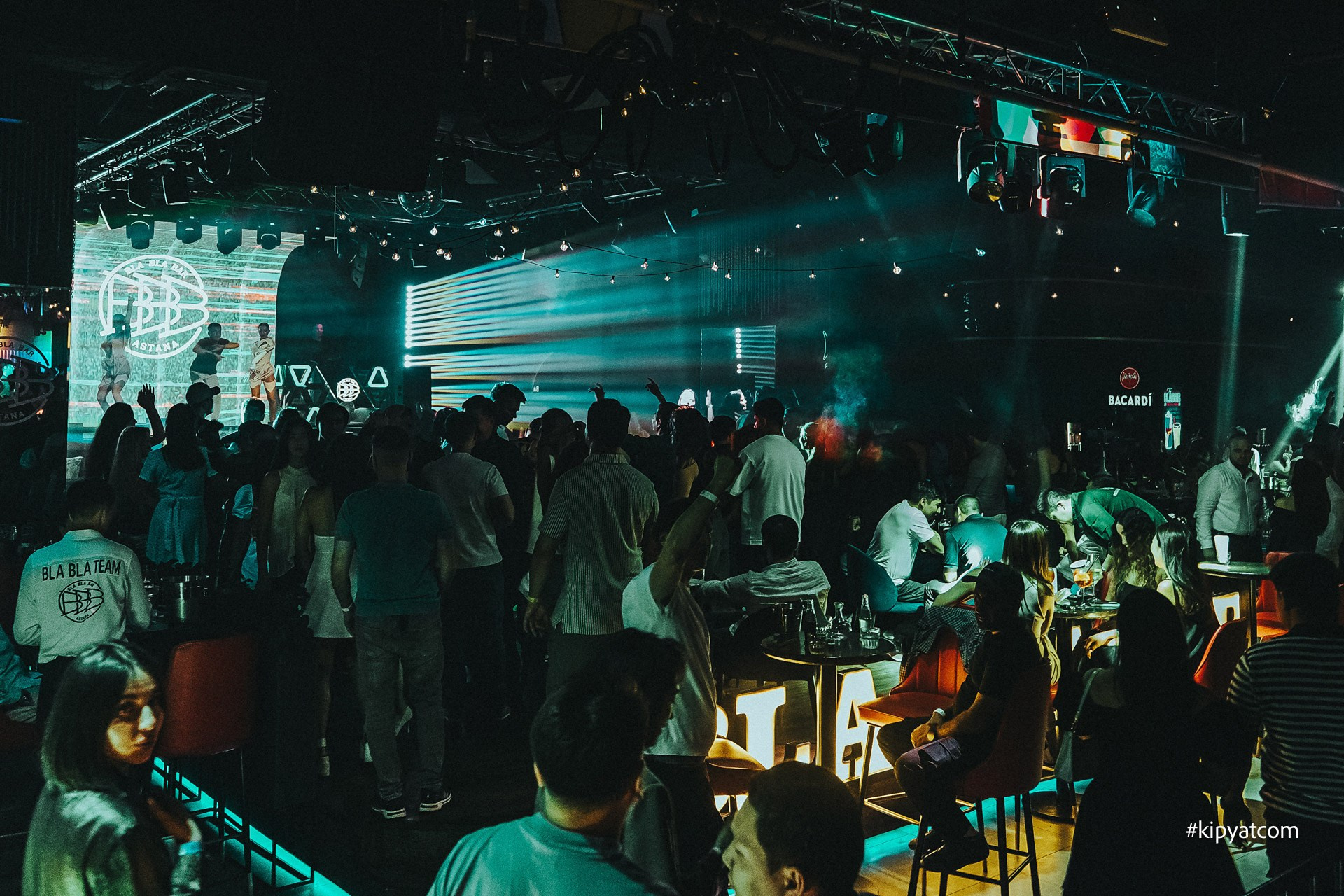 Bla Bla Bar. Астана Кипятком