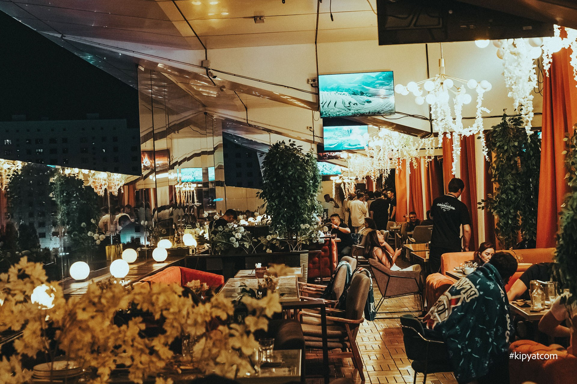 Панаехали бц Москва. Астана Кипятком