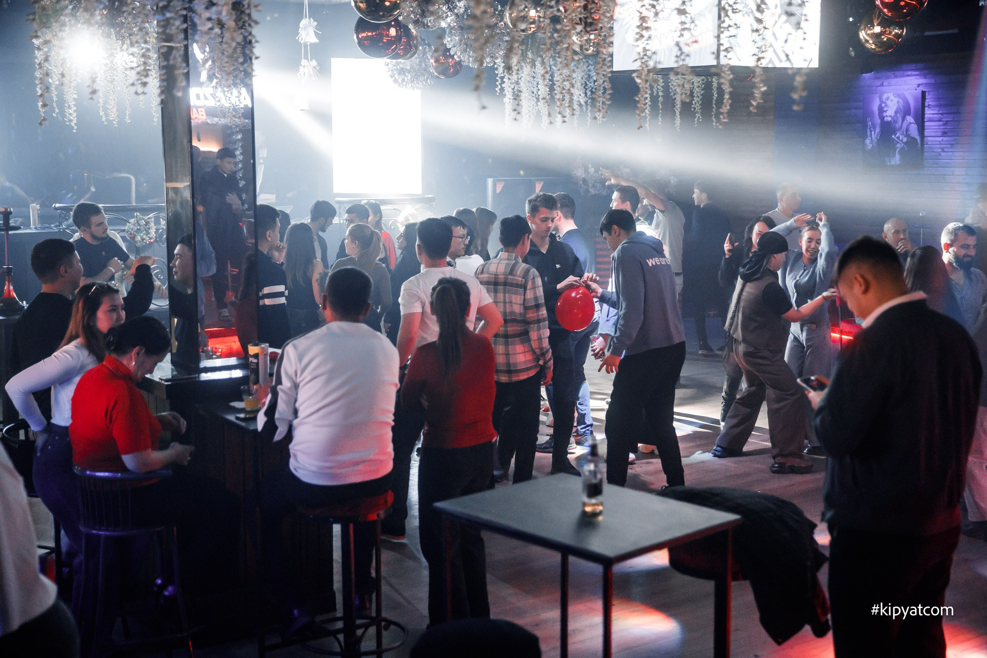 Amazon night club. Астана Кипятком