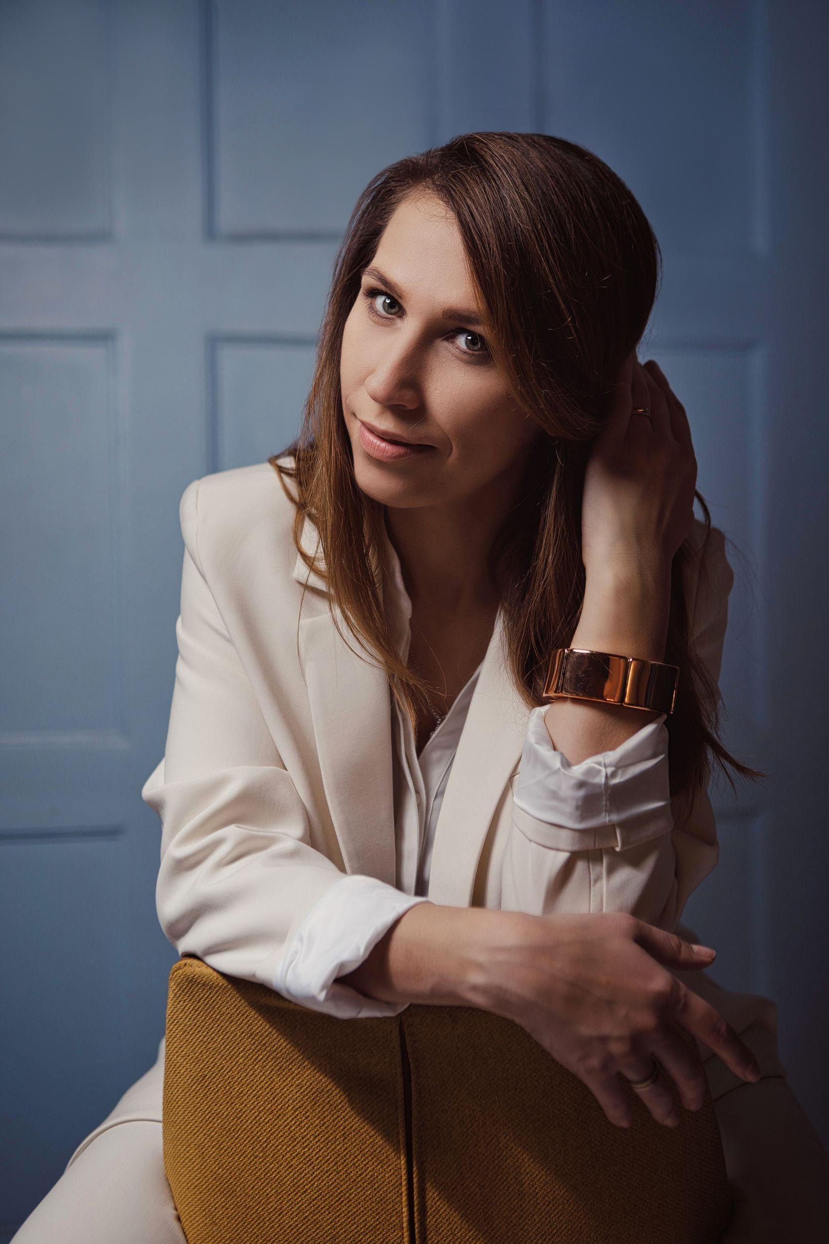 Контакты. Фотограф в Москве Даша Зуева