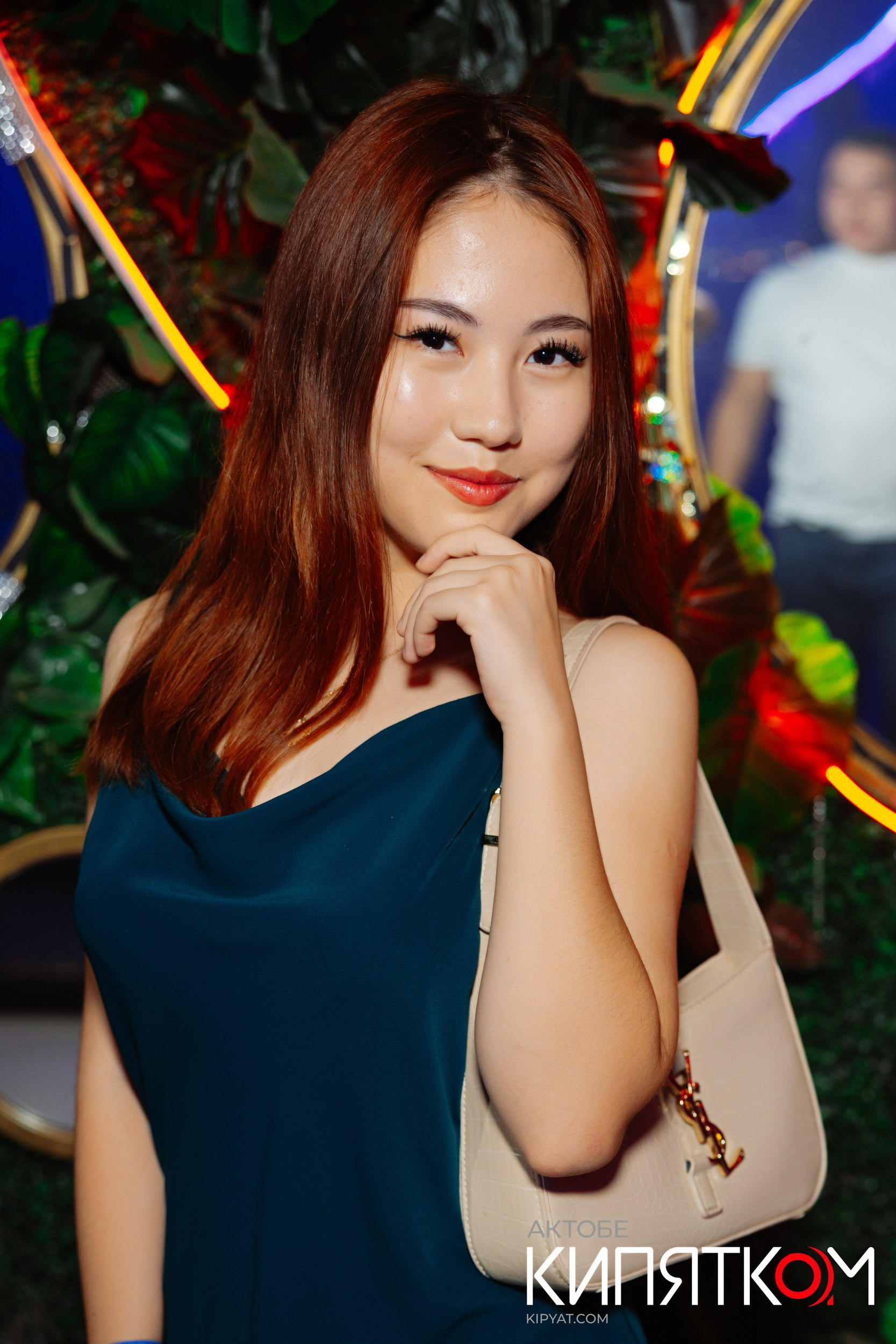 NIGHT BAR X.O. Актобе Кипятком