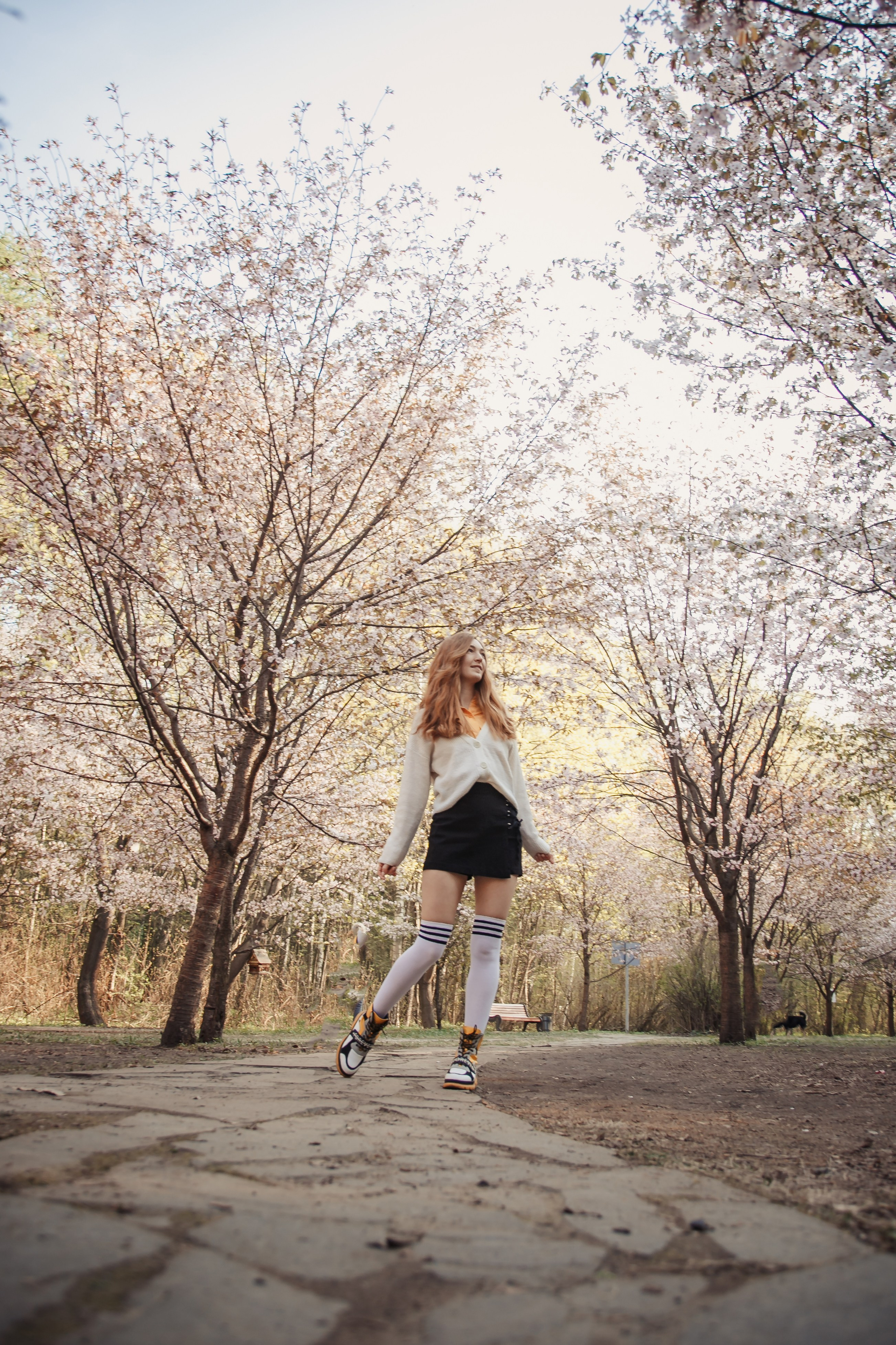 фотосессия в цветении Москва сакура, фотосессия в цветущих яблонях Москва, весенняя фотосессия в Москве, девушка в цветущем саду Москва, Катерина Сысуева, Екатерина Сысуева, rina_sphoto, фотограф в Москве