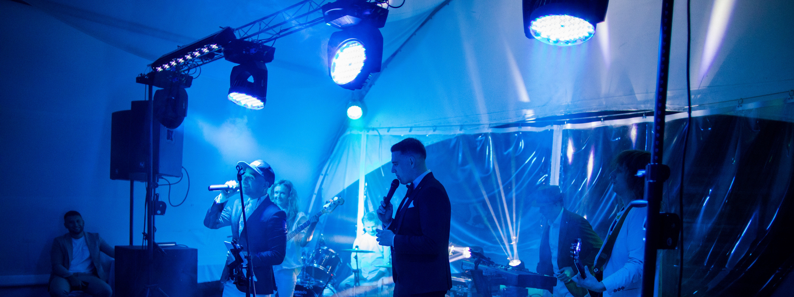 Контакты. Свадебный ведущий Илья Моргунов в Москве