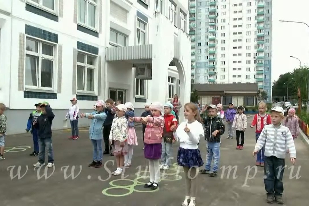 ГАЛЕРЕЯ фотографий для Детского сада. Фотограф и видеограф Москва. Свадебный фотограф, видеограф. Выпускные альбомы. Оживающие альбомы