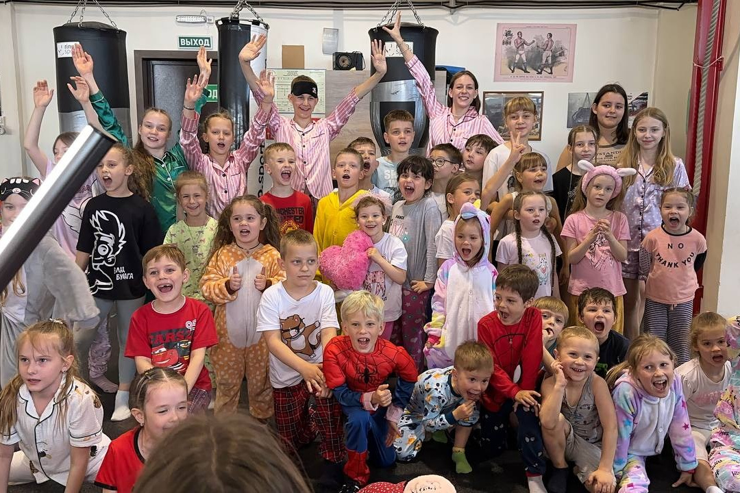 Спортивные мероприятия в акробатическом центре «Вверх» г. Новороссийск. Акробатика г. Новороссийск для детей — Акробатический центр «Вверх» —