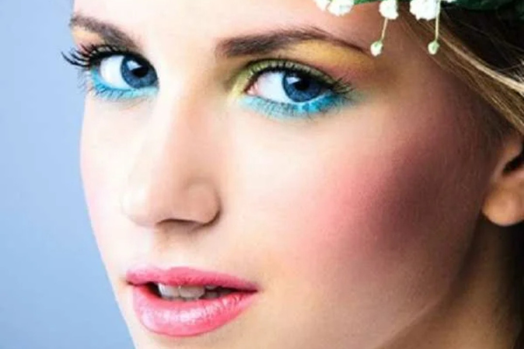 ПРО МАКИЯЖ И ПРИЧЕСКУ