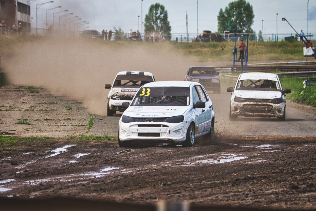 Традиционный автокросс «День города». Фотограф Левченко Денис
