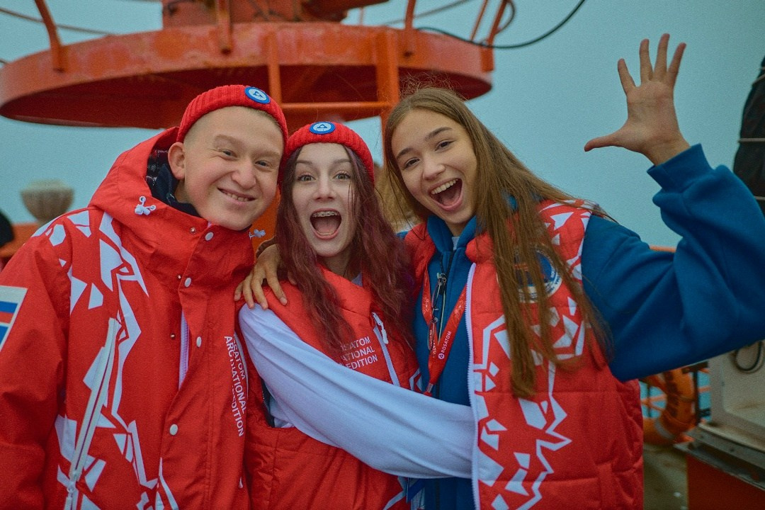 Ледокол знаний. Международная онлайн-фотошкола Сергея Рожнова