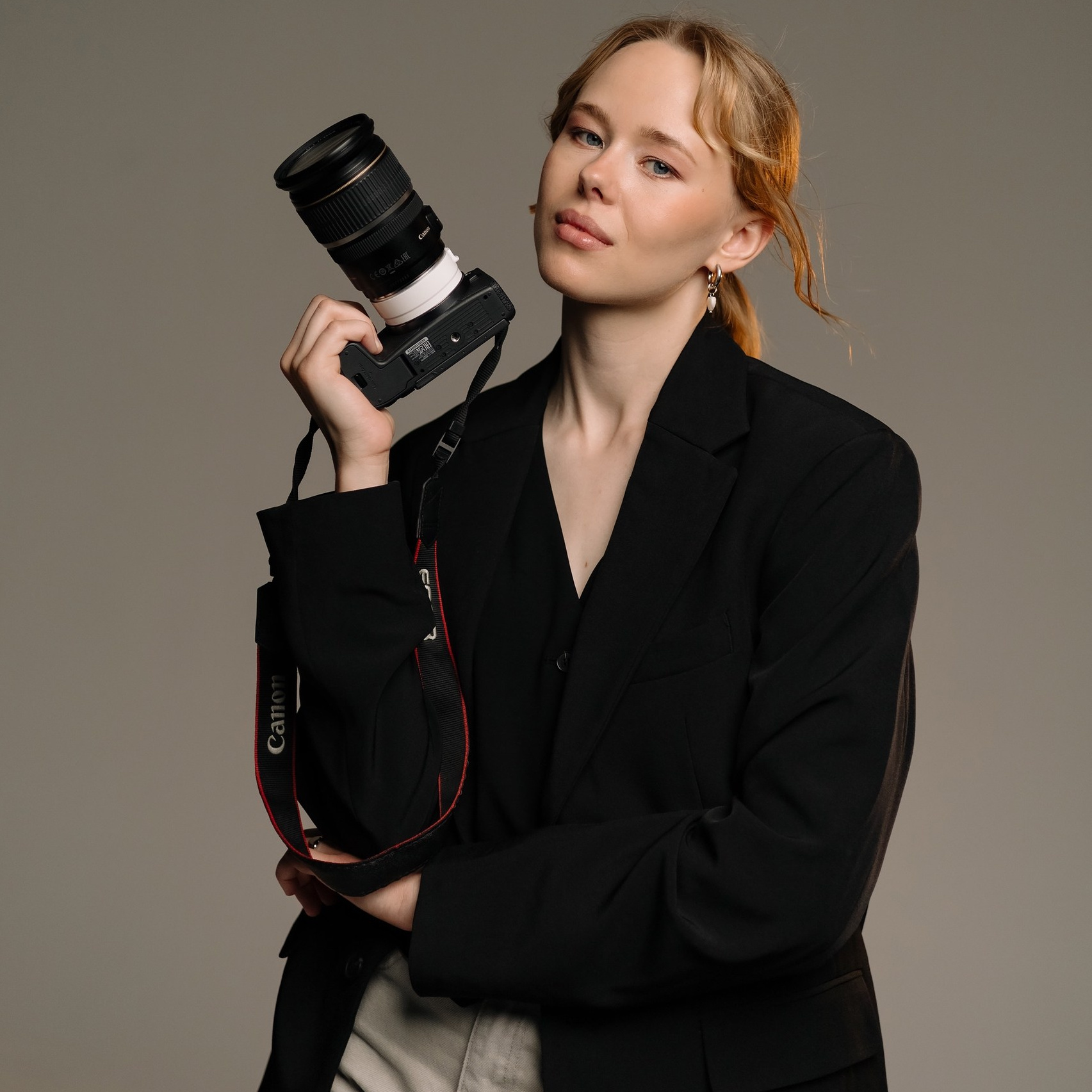 Связаться. Свадебный и портретный фотограф в Орле и Москве Диана Ларичева