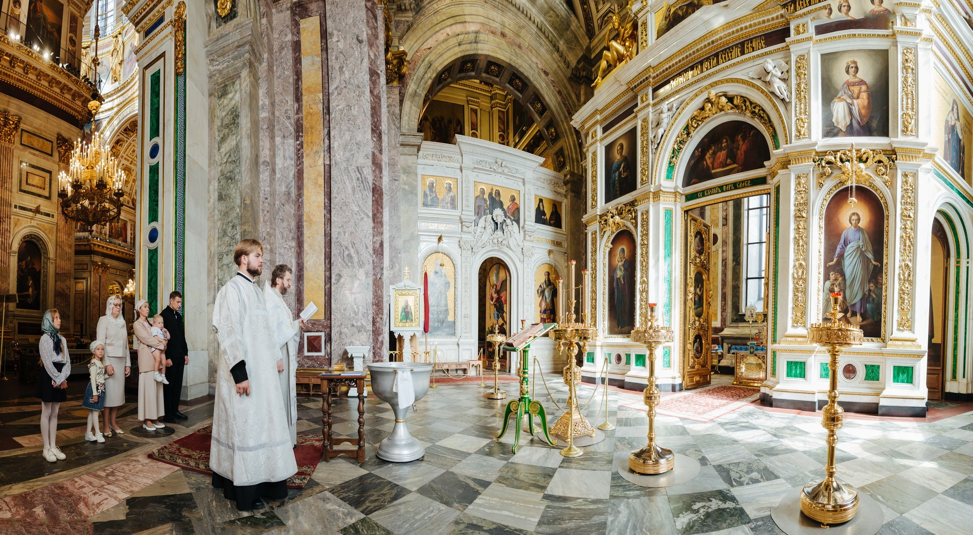 Пресеты для свадеб, венчаний, крещений и т. д. Фотограф крещение венчание в Петербурге! Помогает подобрать храм и посоветовал душевного батюшку в СПб