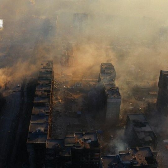 Фильмы и сериалы. Февраль 2025