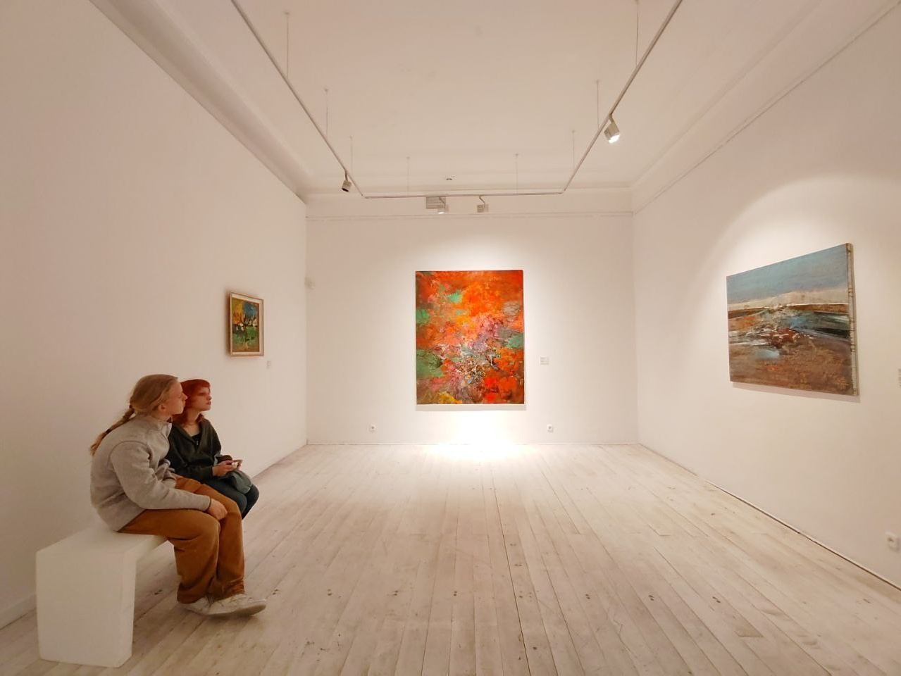 Ходите в музеи. Могилевцева Дарья фотограф междисциплинарный художник