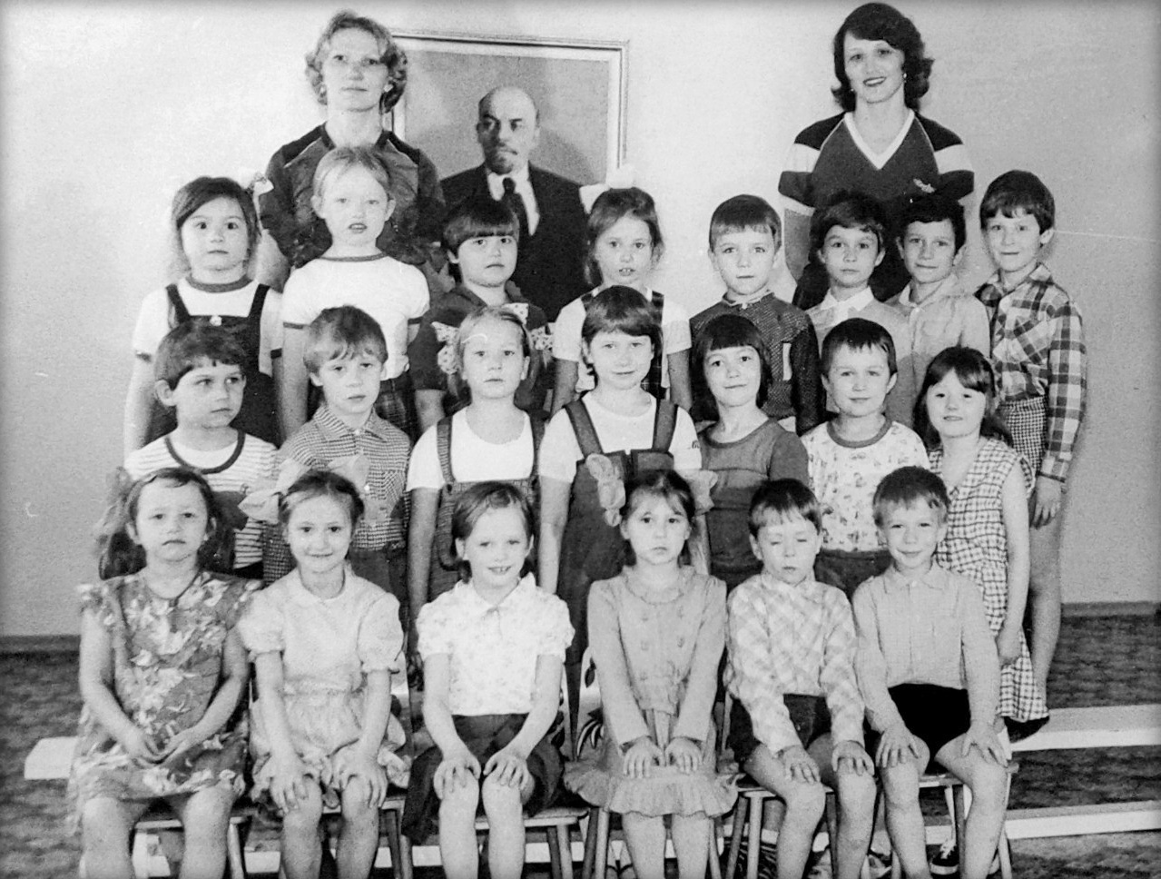 Одиссея Ленина. Документальный фотограф, преподаватель в Берлине Андрей Словолитов