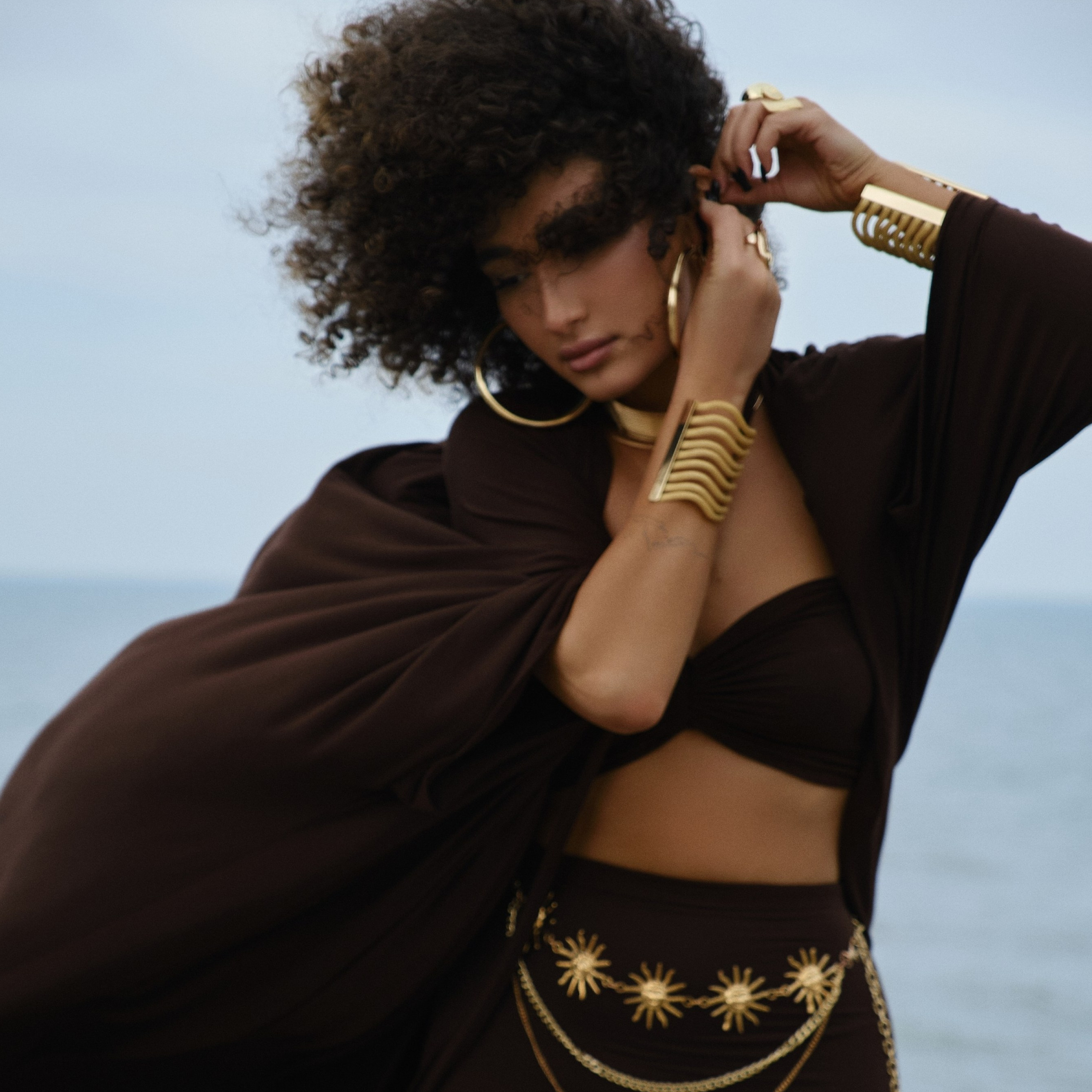 Контакты. Фотограф ALINA DZHIDZALOVA