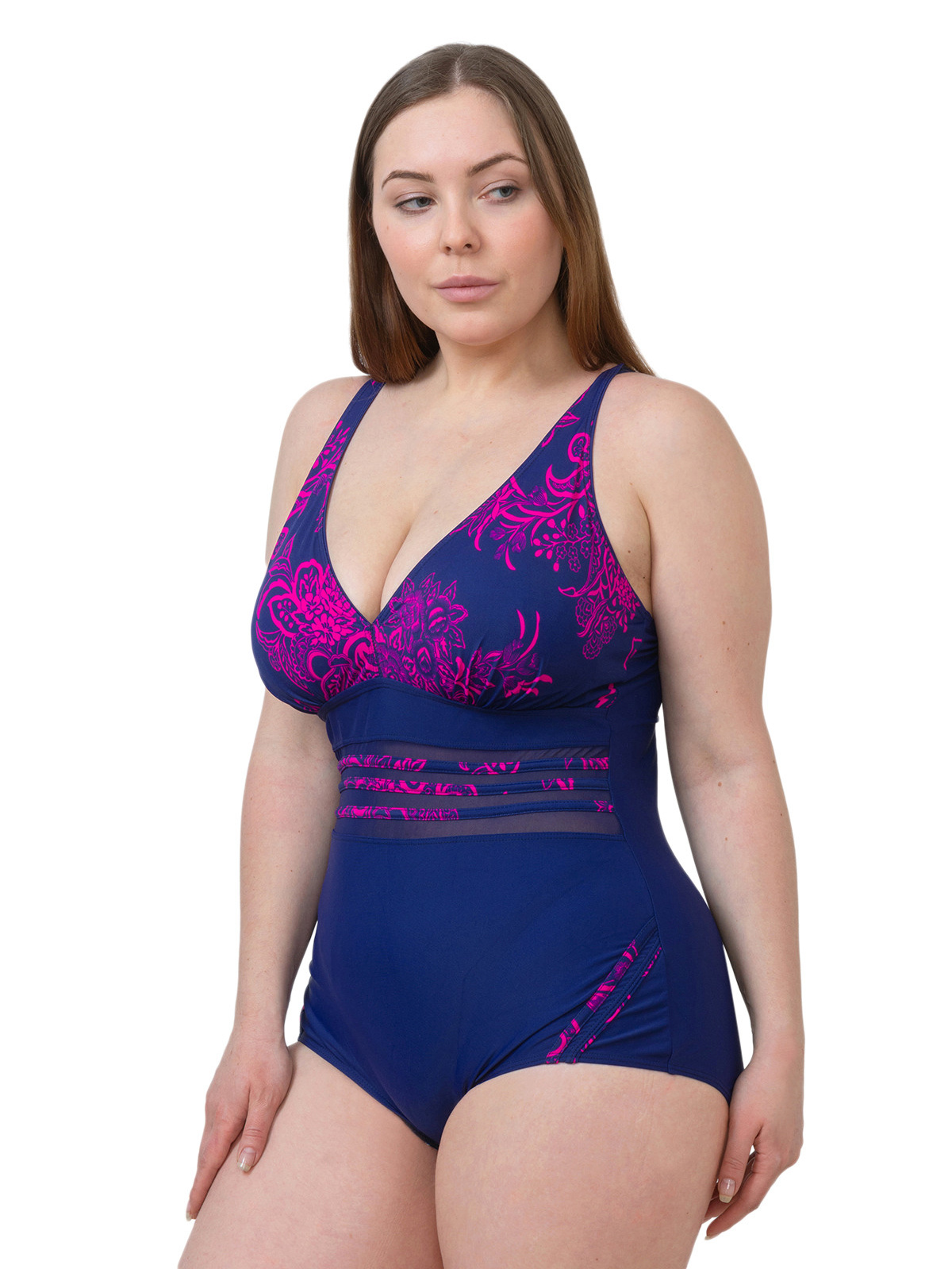 Михаил Папулян, предметная фотография для маркетплейсов. Сборные фотосъёмки в Москве. фотосессии одежды.фотограф