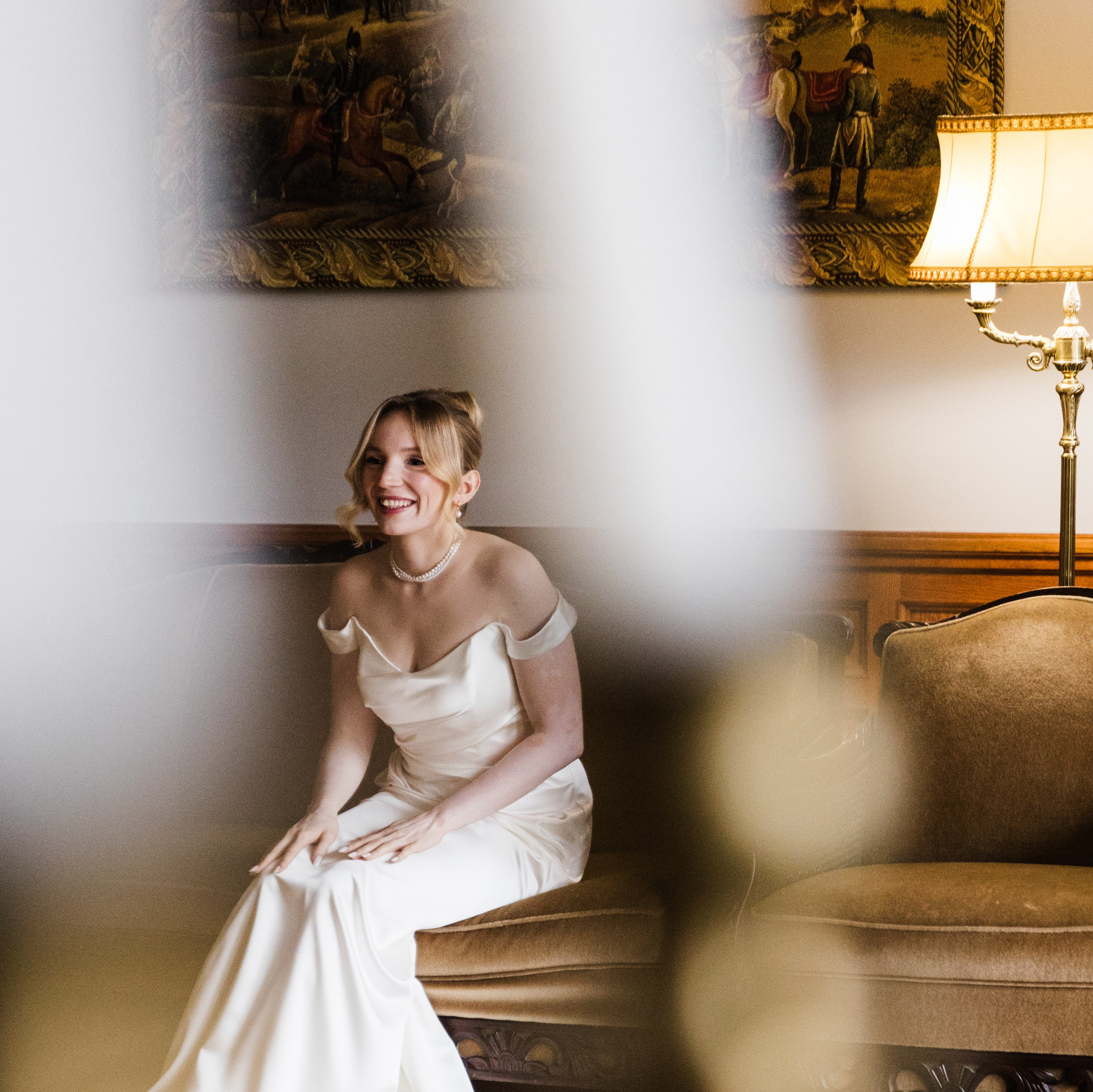 фата, прищепка, эстетика, необычная свадьба, нефорская свадьба, дворовая романтика,