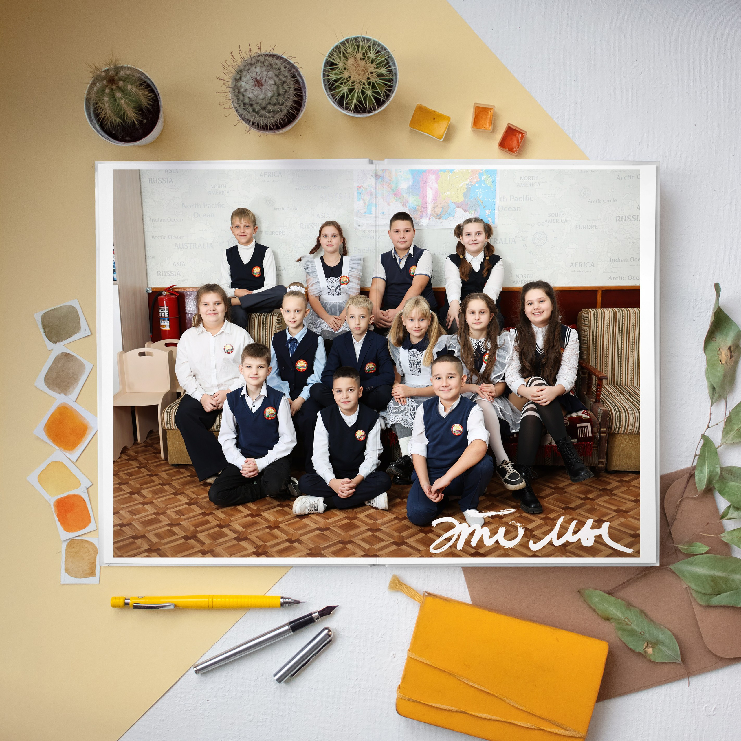 5 разворотов школьный альбом для начальных классов